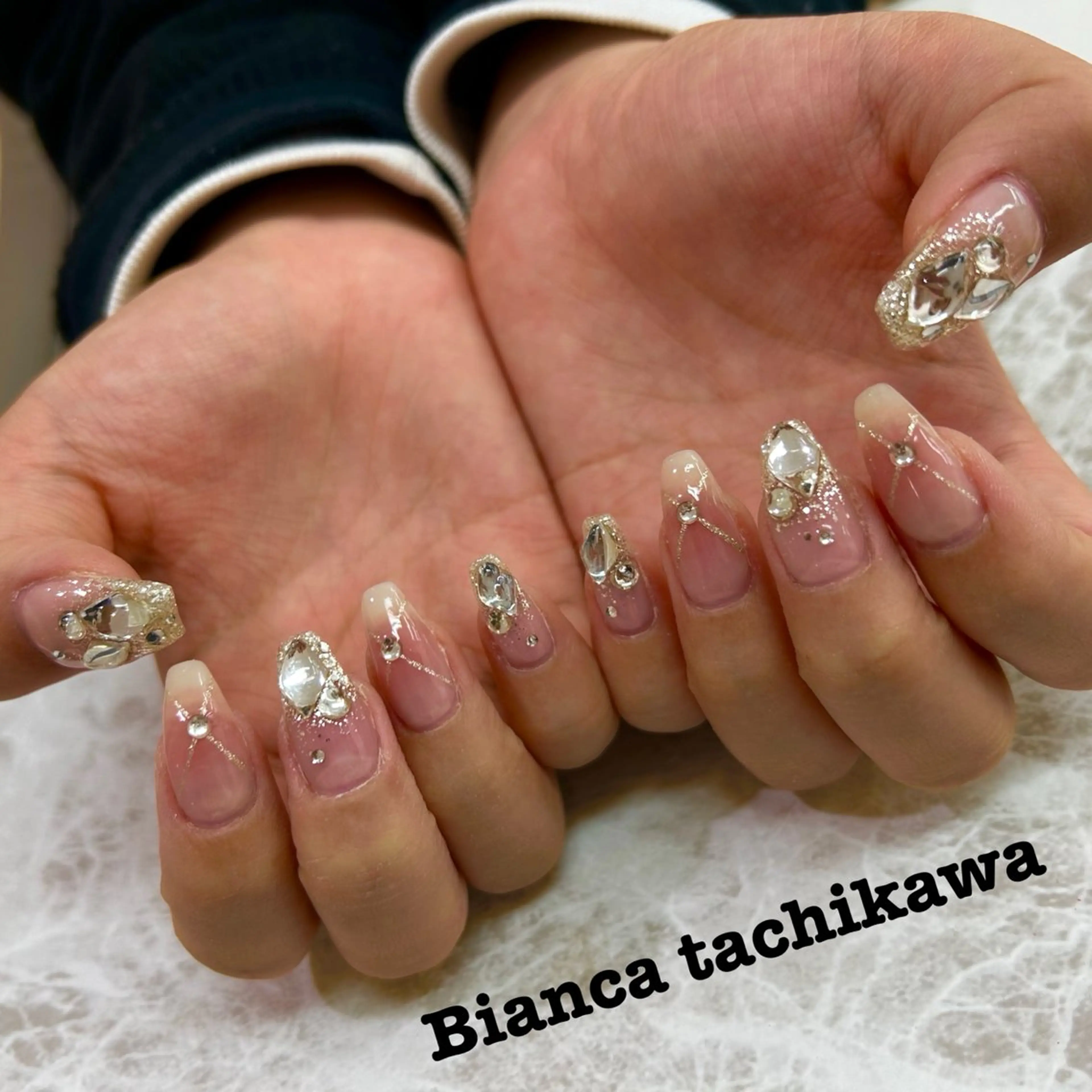 ネイル Bianca 立川店 小川のネイルデザイン