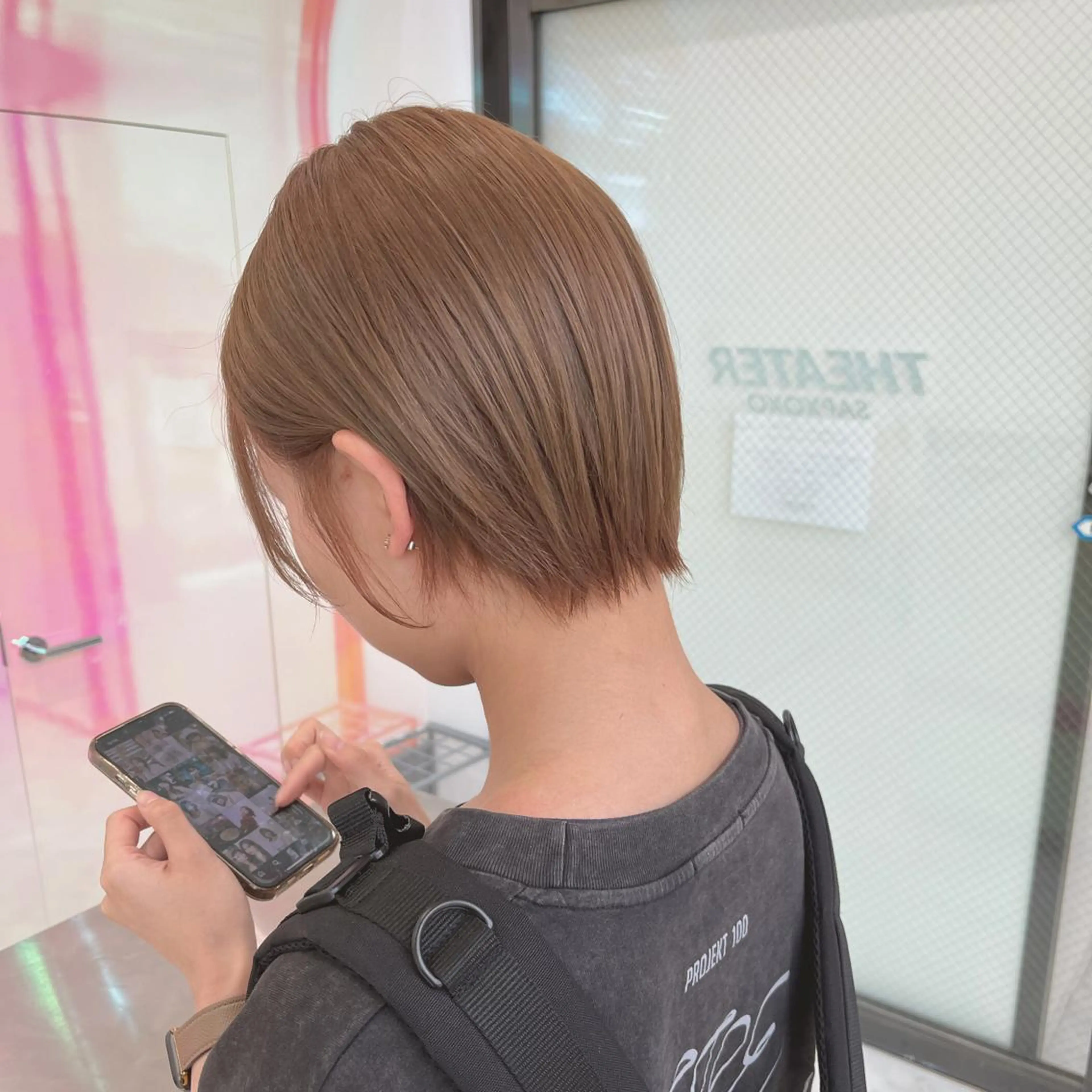 ショート カラー ヘアアレンジ カット ヘアカラー トレンドレイヤー No.1/KOHEIのヘアスタイル