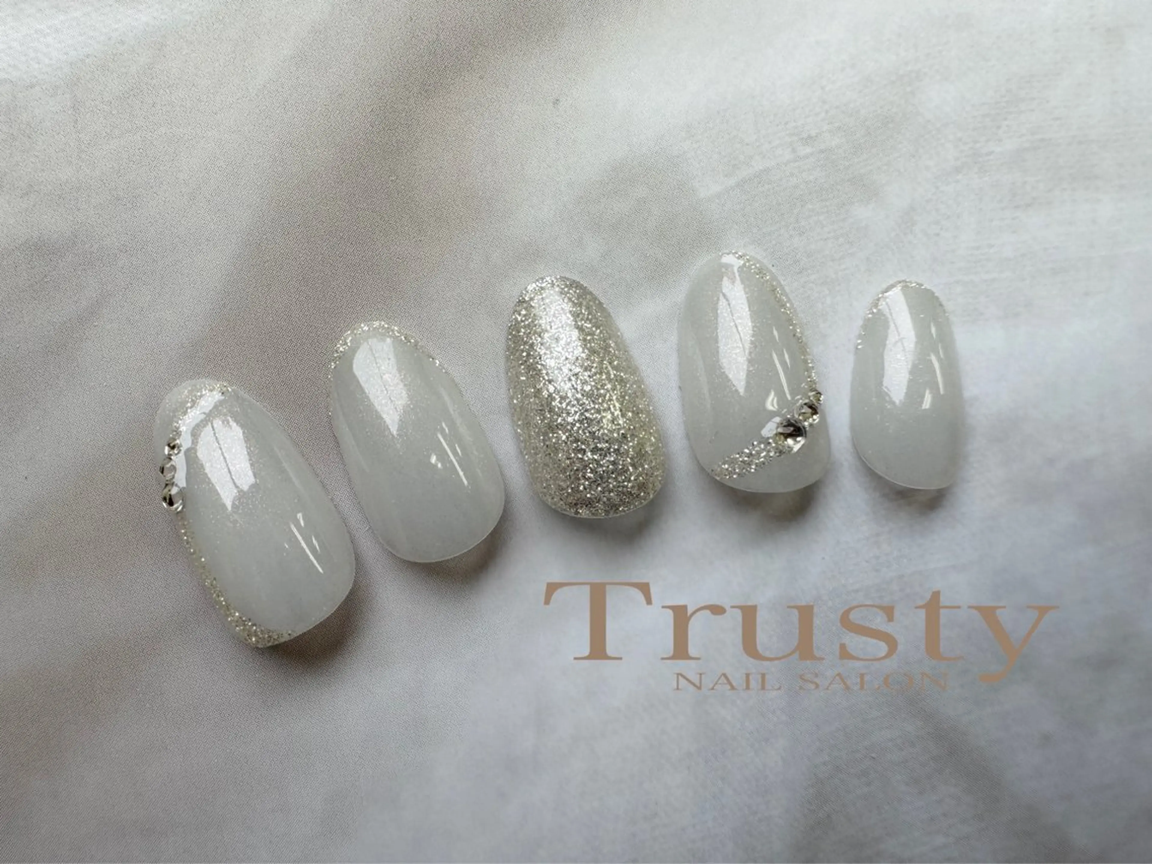 ネイル Trusty新小岩 杉山のネイルデザイン