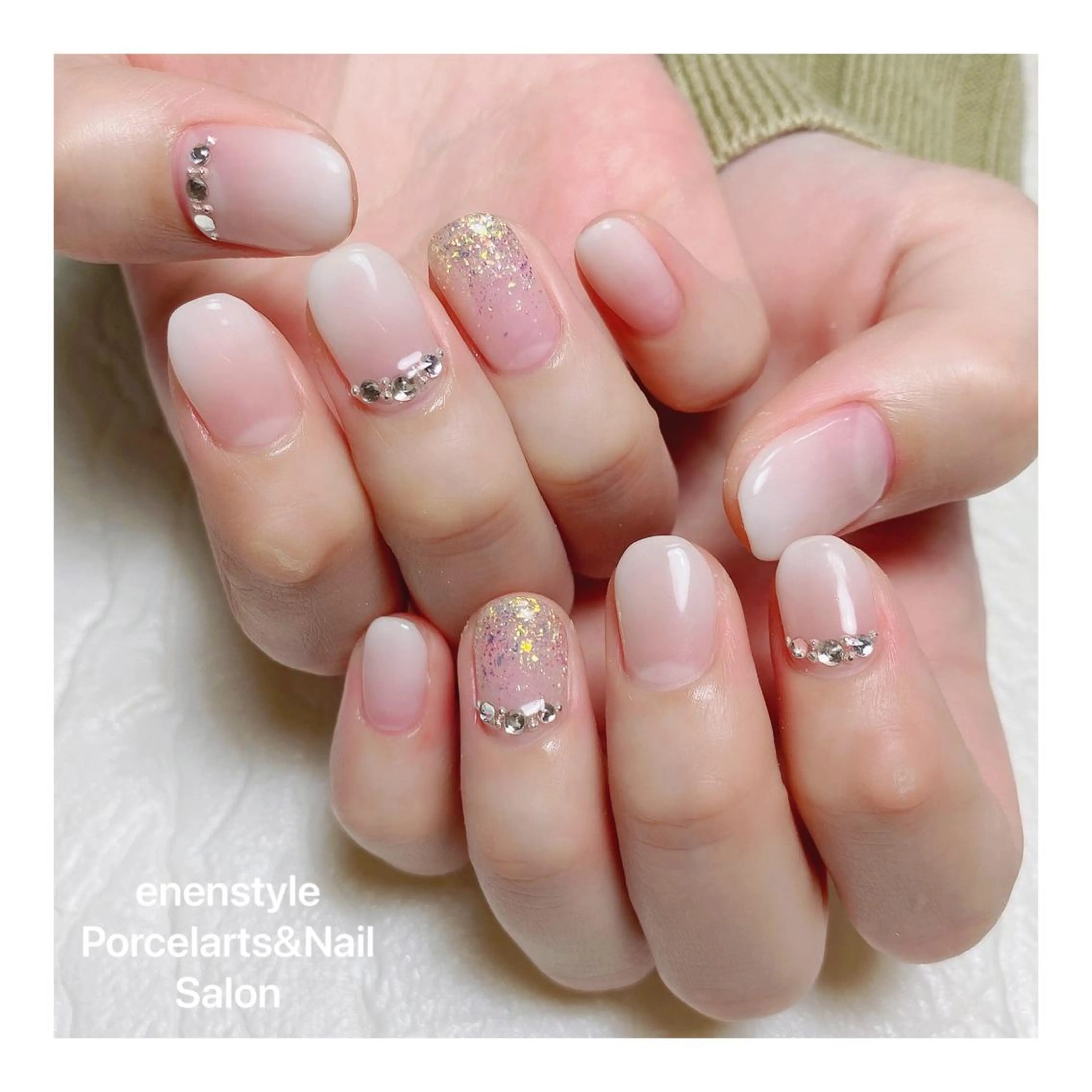 ミディアム ネイル ハンドネイル 👑enen style👑のネイルデザイン