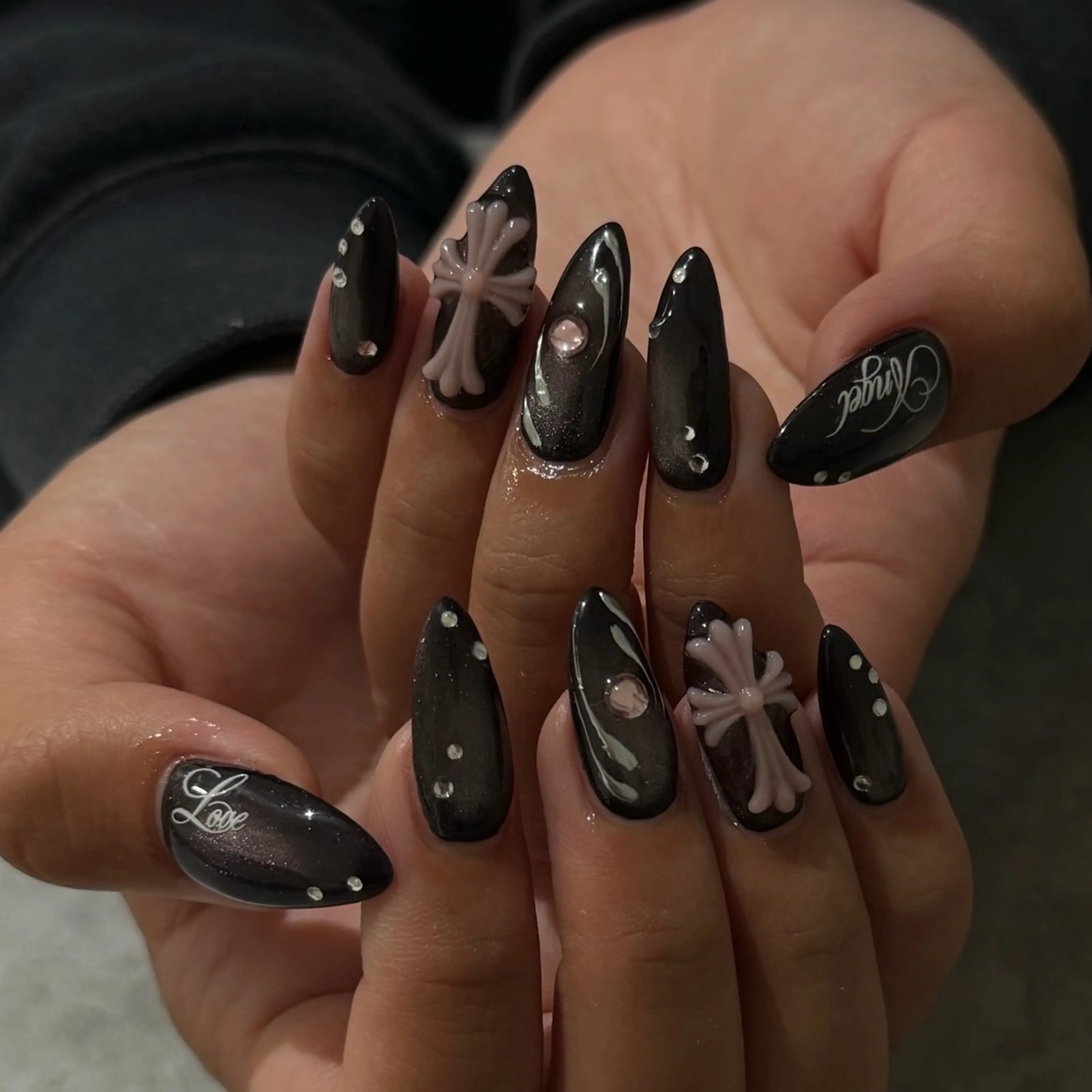 ネイル ハンドネイル IROHA NAIL Kurumi🪽🫧のネイルデザイン