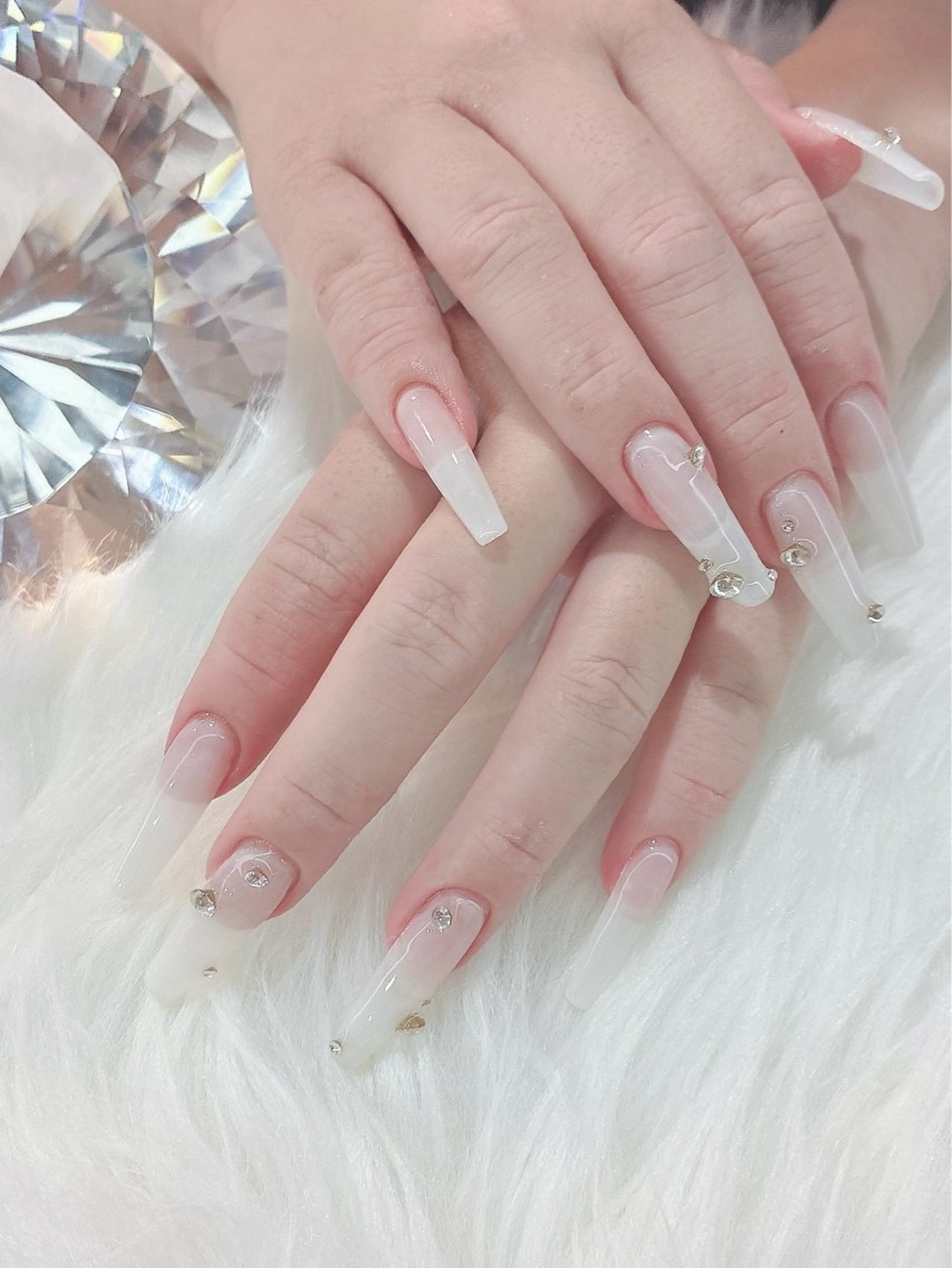 ネイル LoaChaton kaeのネイルデザイン