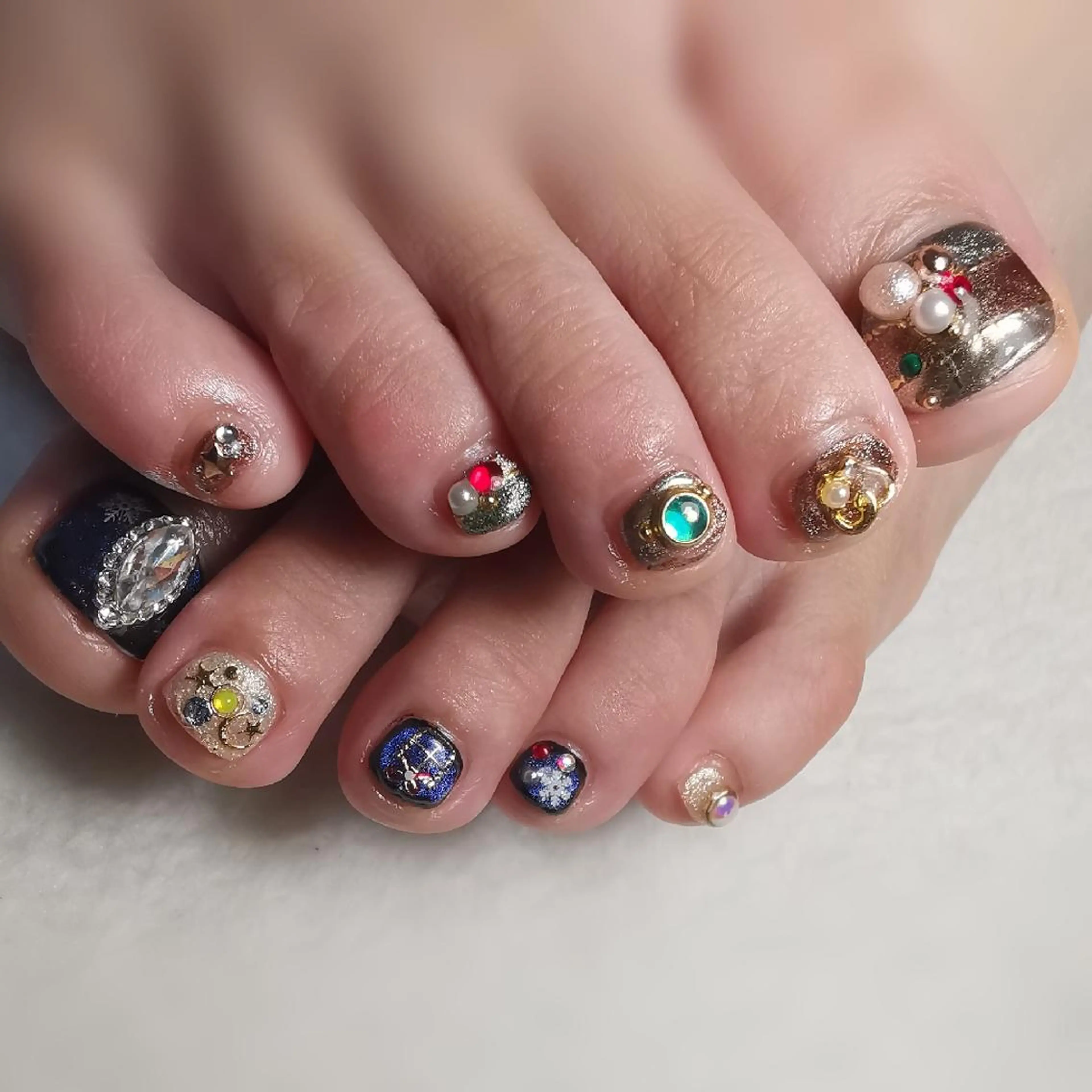 ネイル 冬ネイル クリスマス フットネイル reve あやののネイルデザイン