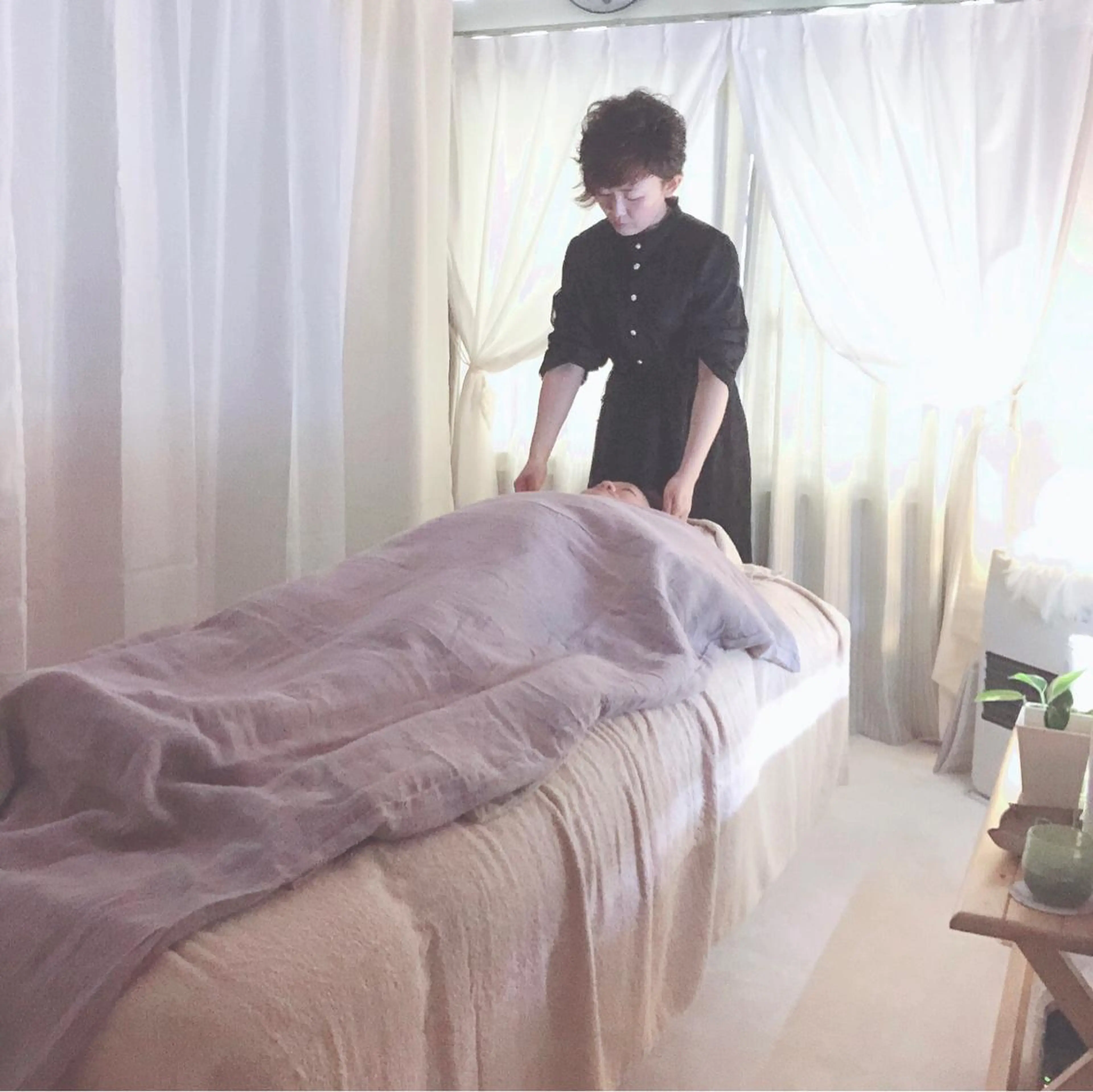 リラク 頭痛肩こりで悩むおとな女性専門ボディケアサロンねこもみ所属・札幌 頭痛肩こり解消 セラピストkaoriのエステ・リラクイメージ