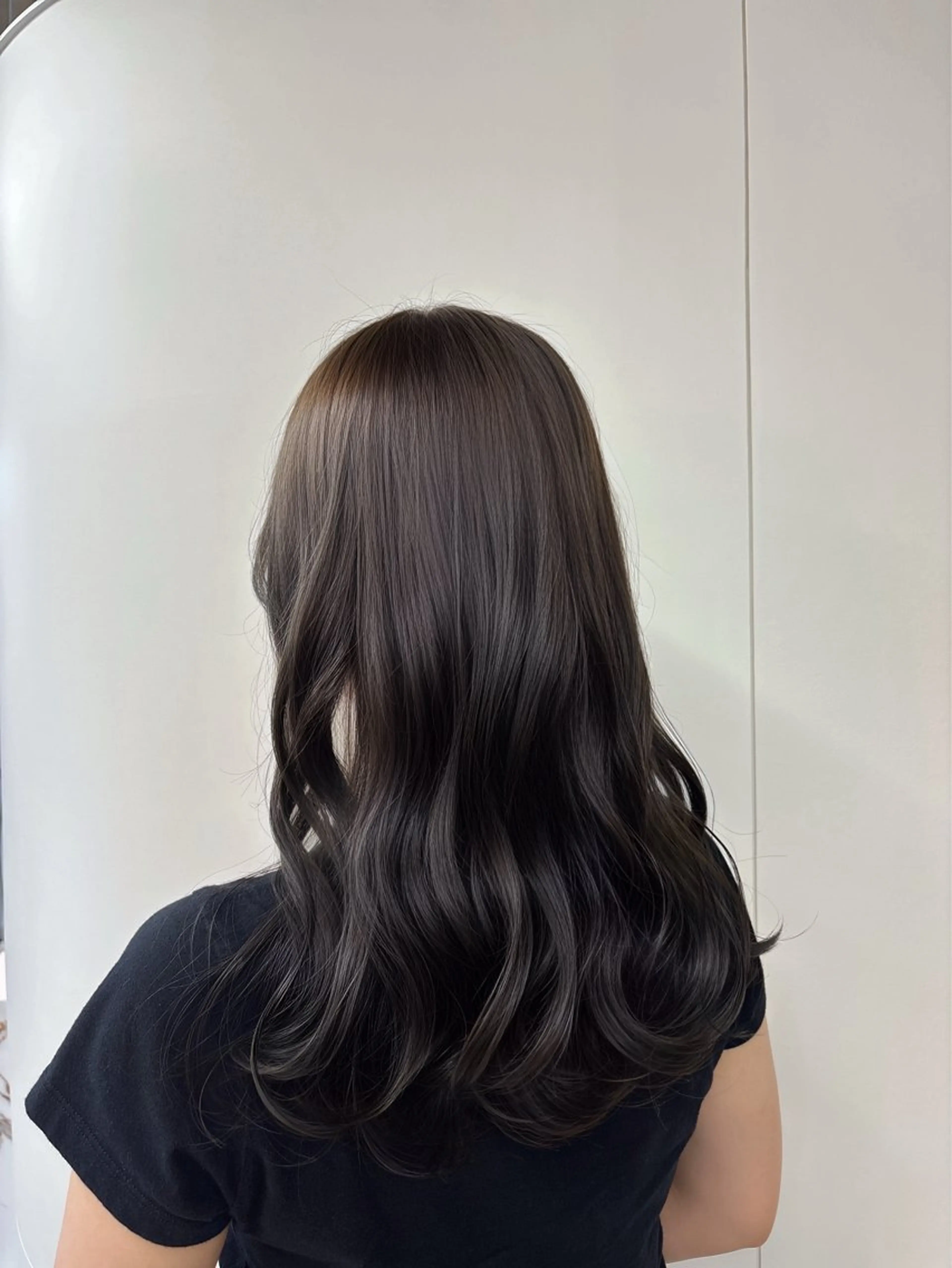 ロング makoto⌇レイヤ ー⌇艶カラー🍒‎のヘアスタイル