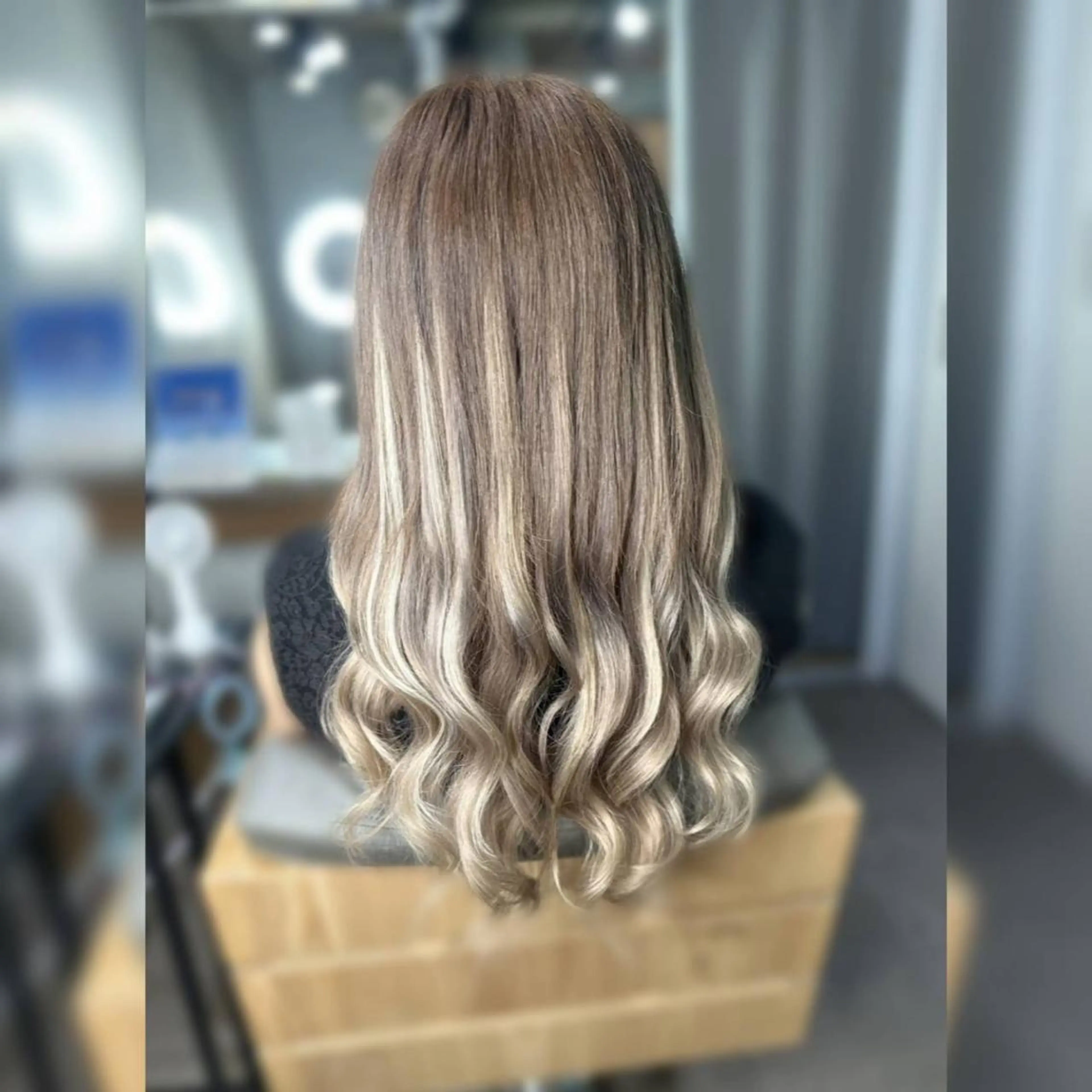 セミロング エクステ AYAKA🩵難波♡ 韓国ネイルで可愛く♡のネイルデザイン