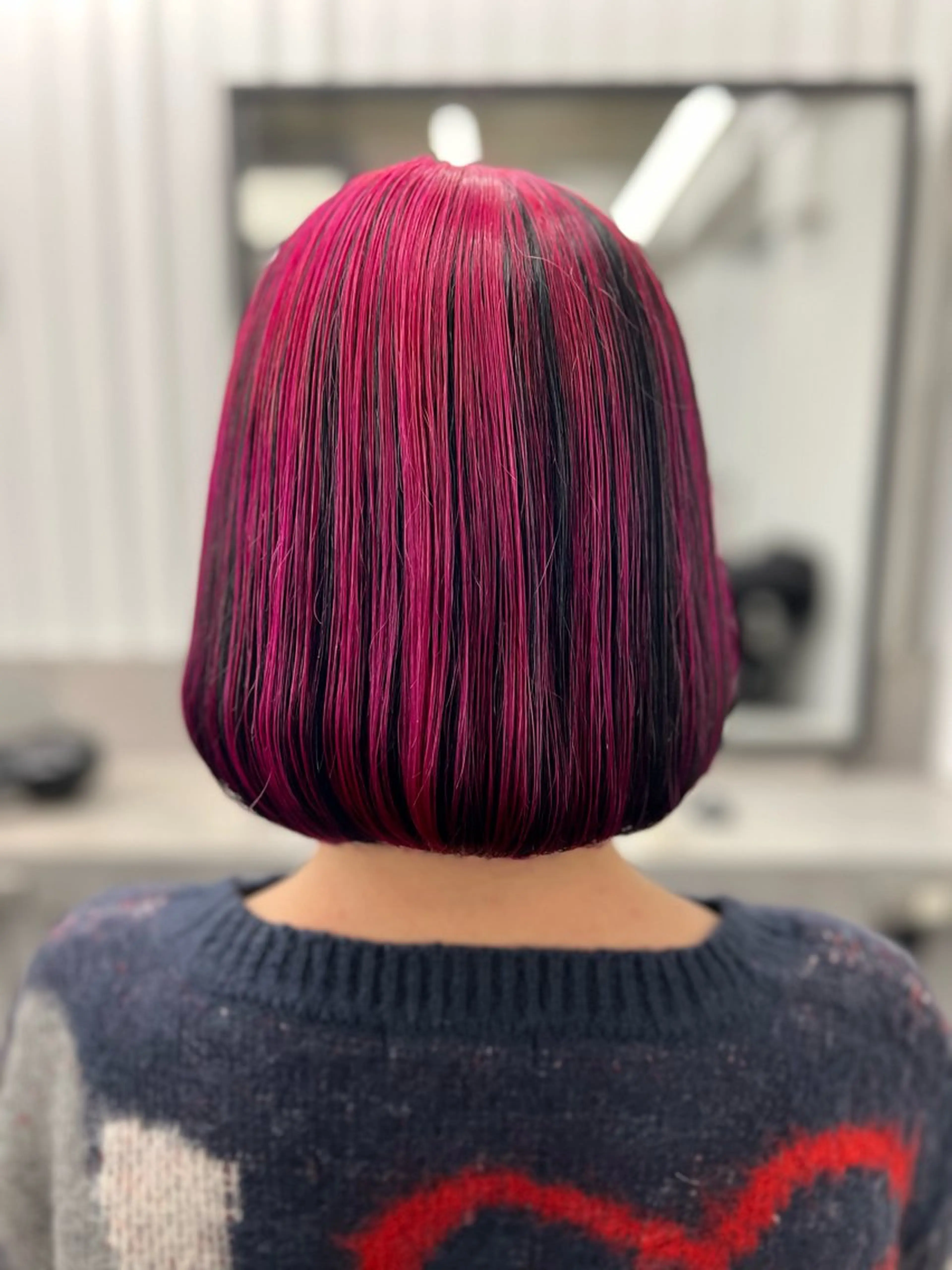 ミディアム カラー 黒髪 デザインカラー ピンクカラー バイオレットカラー カット ヘアカラー 透明感カラー特化🫧 ADLLA.栗原🦋のヘアスタイル