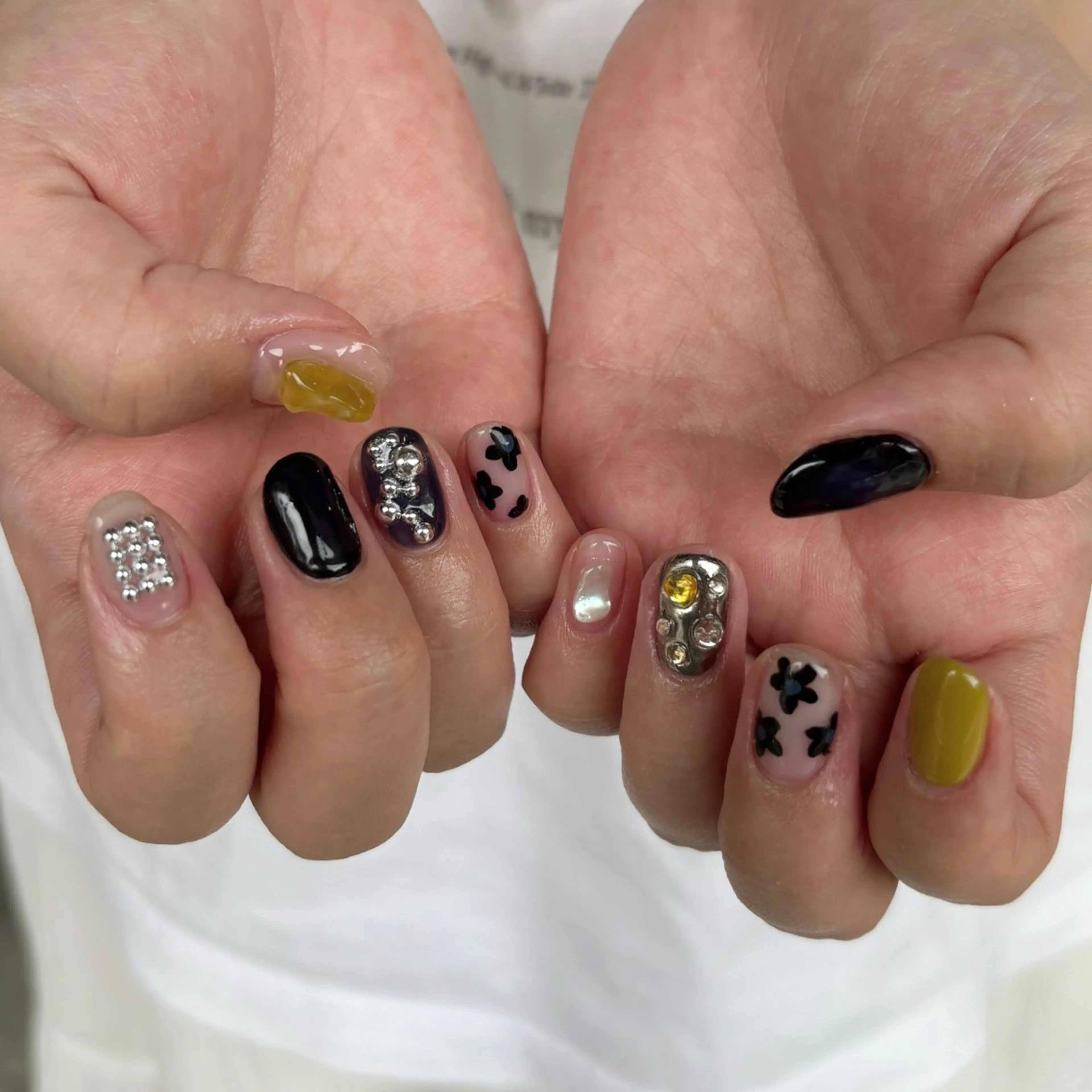 ネイル hinako /個性派ニュアンスのネイルデザイン