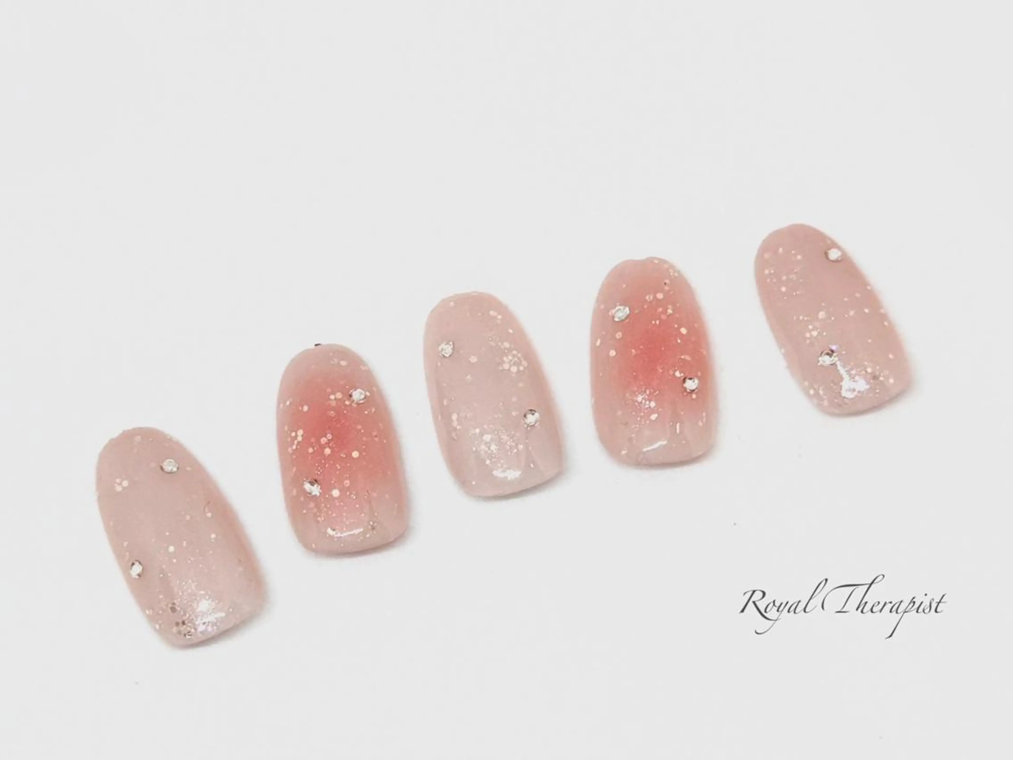 ネイル 長さ出し フラッシュネイル フットネイル フレンチネイル ジェルネイル ハンドネイル 【尾下】 ロイヤル•セラピストのネイルデザイン