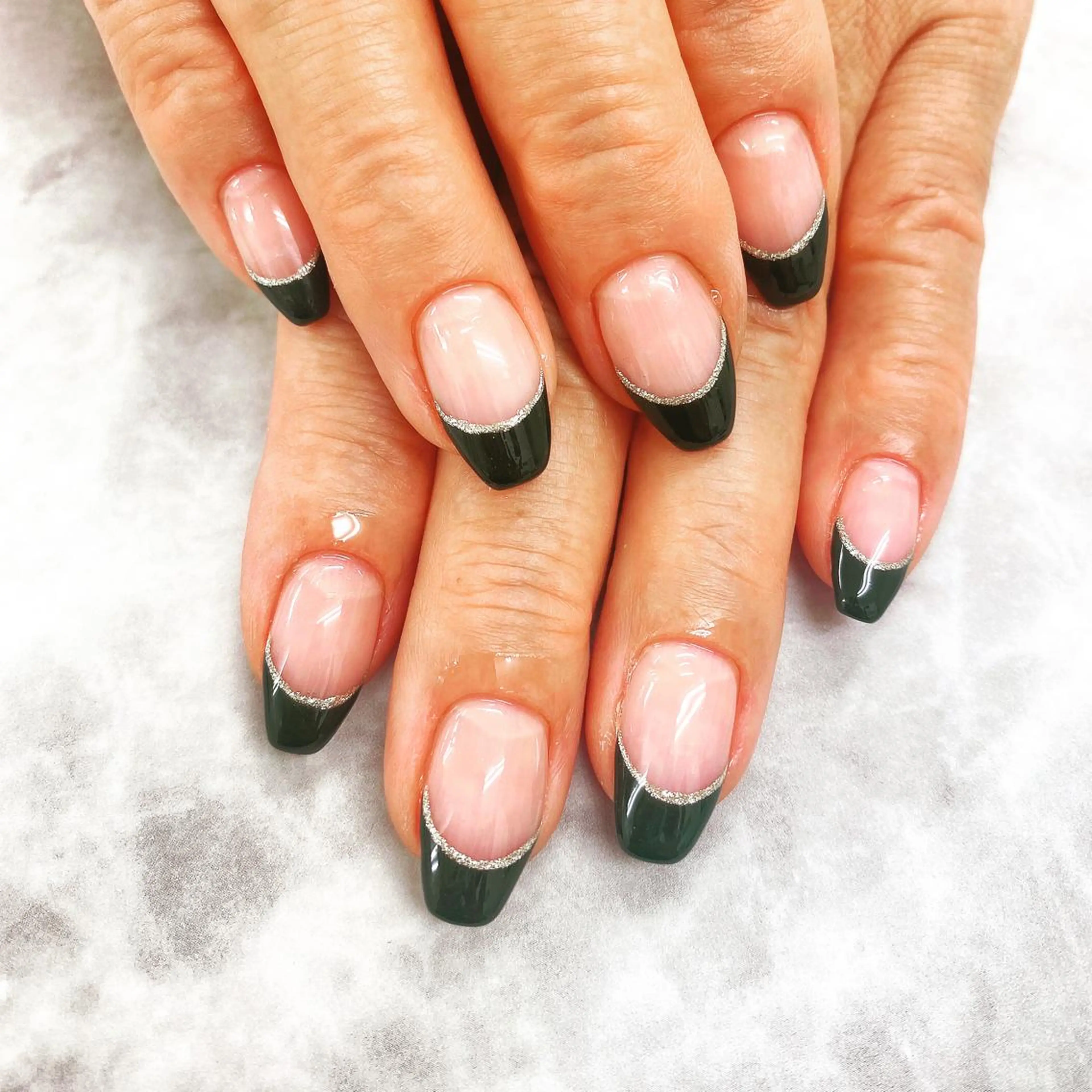 ネイル フレンチネイル ハンドネイル N._._.claw[エヌクロー]所属・N._._. clawのネイルデザイン