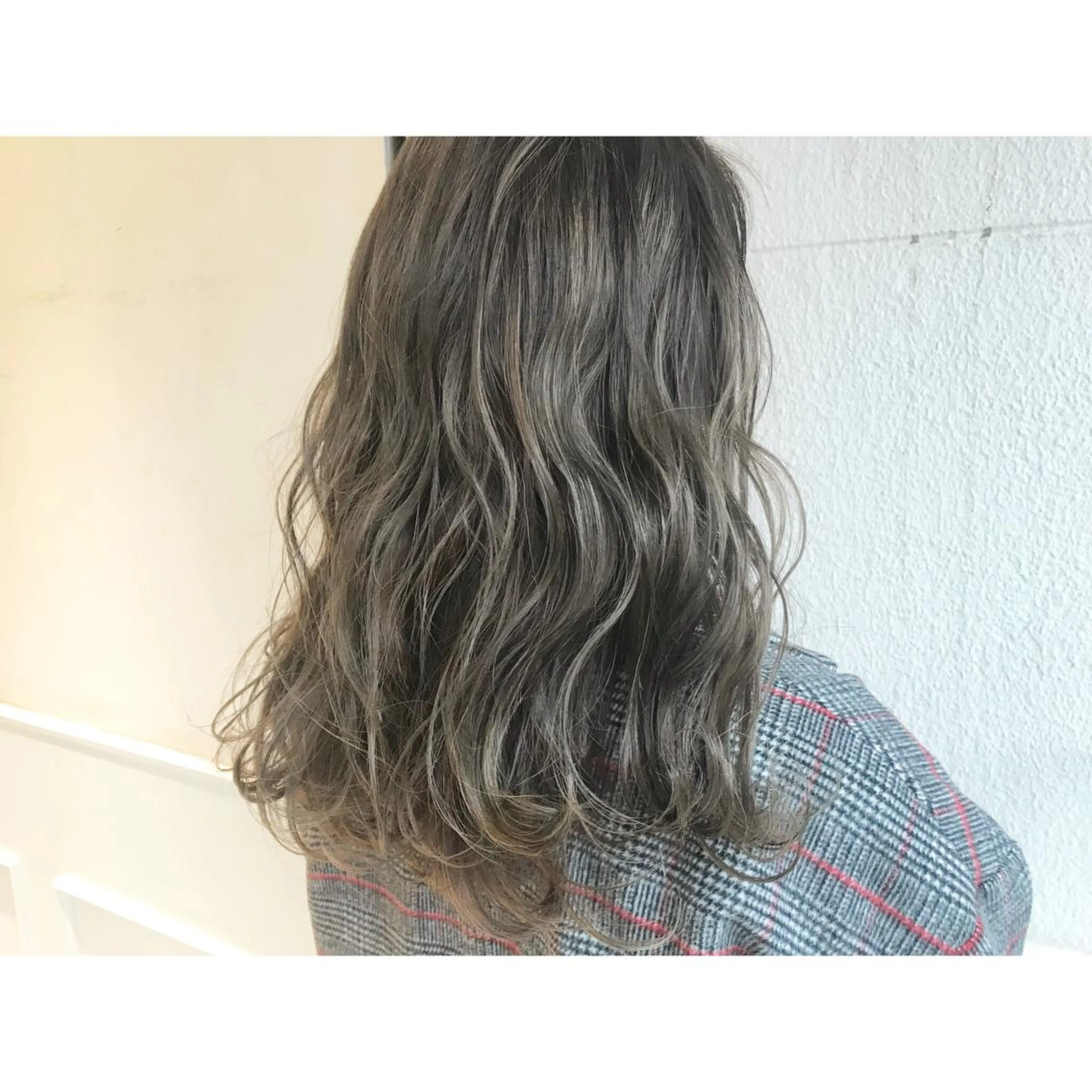 ロング カラー 透明感カラー Musiiik hairのヘアスタイル