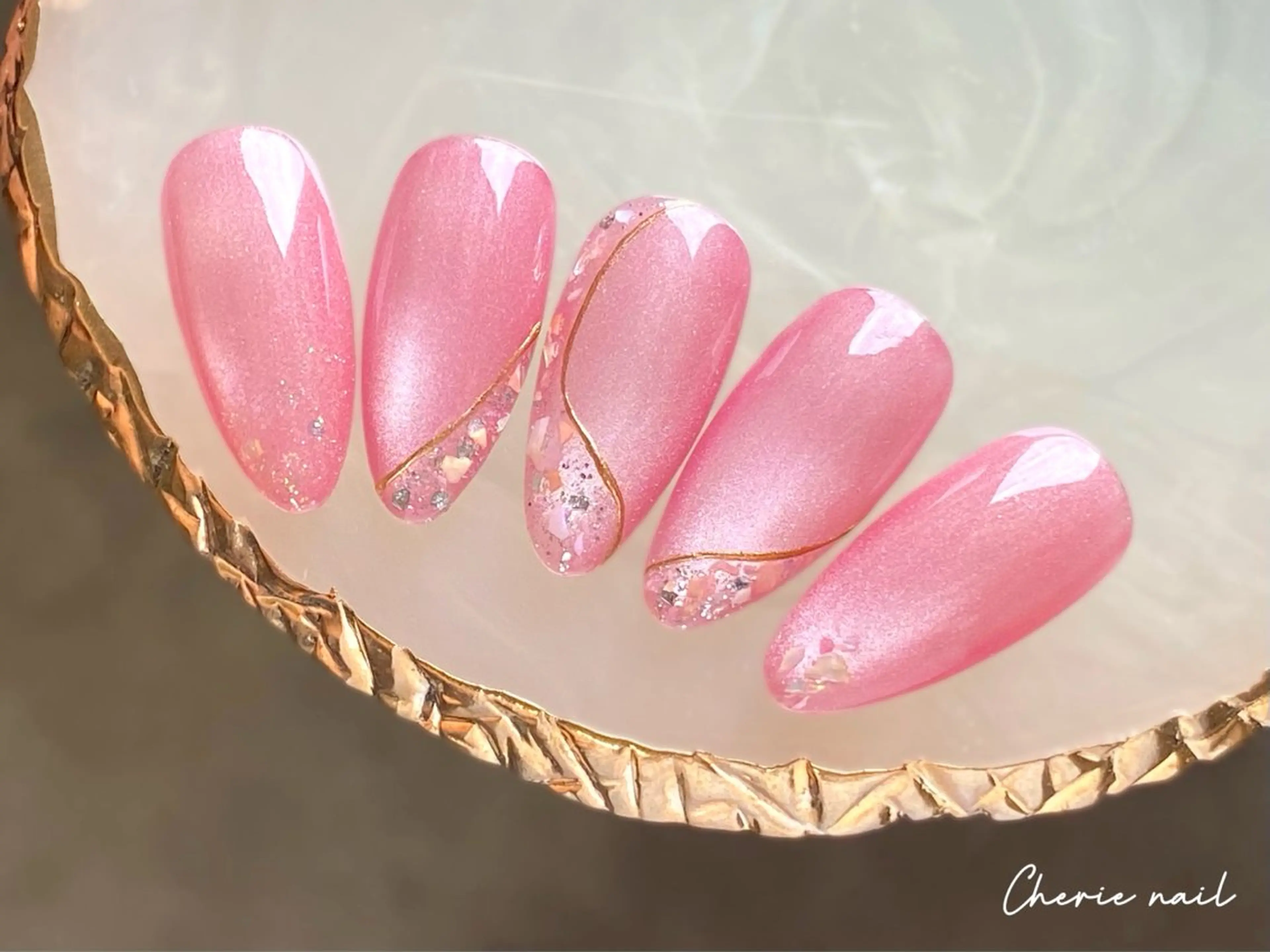 ネイル ジェルネイル マグネットネイル ミラーネイル ピンク ハンドネイル Cherienail yunaのネイルデザイン