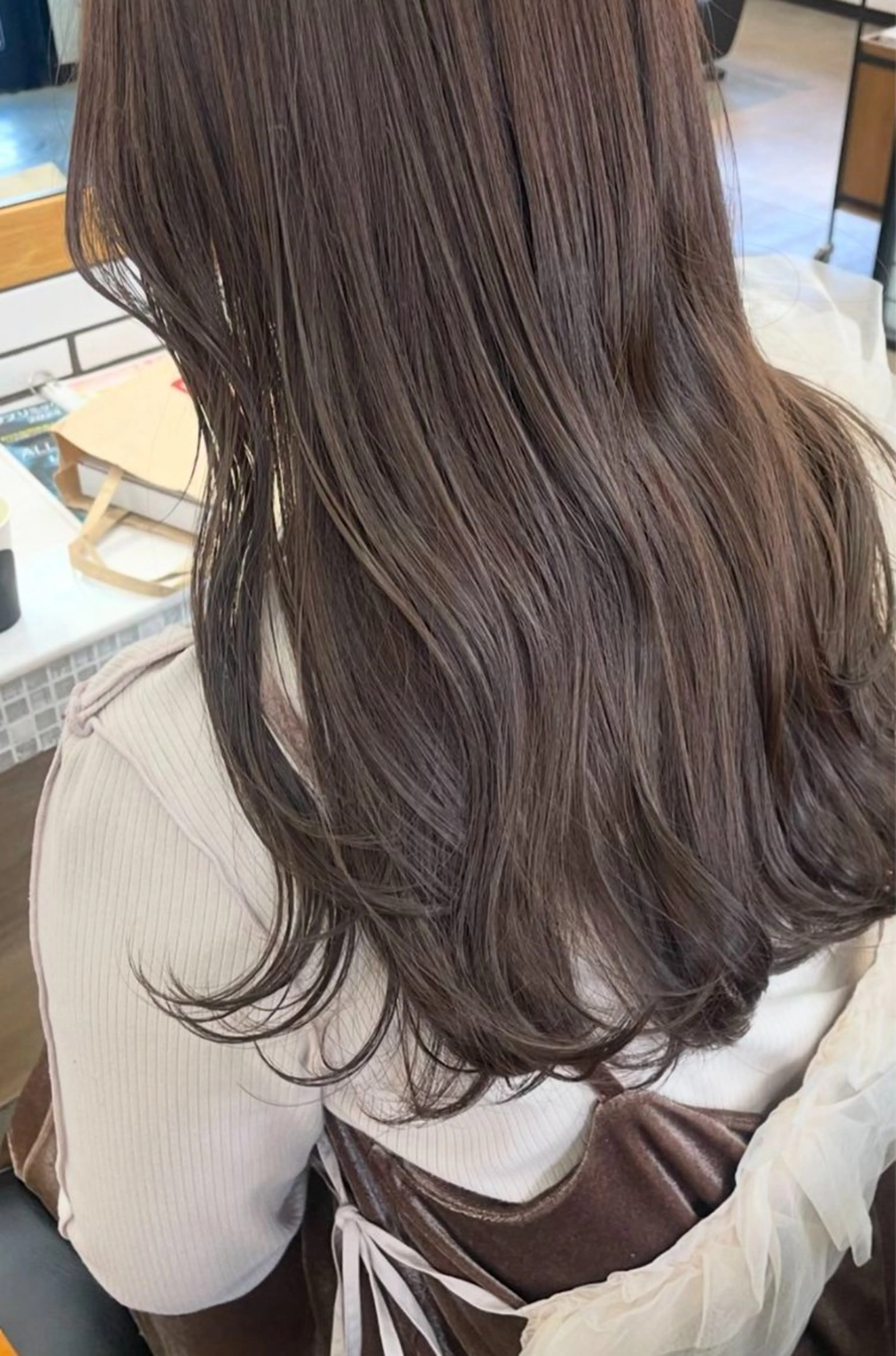 🩰限定メニュー🧸✳︎カット＋カラー＋保湿トリートメント(ブリーチ不可) ⚠︎ロング料金/胸下＋¥500の写真