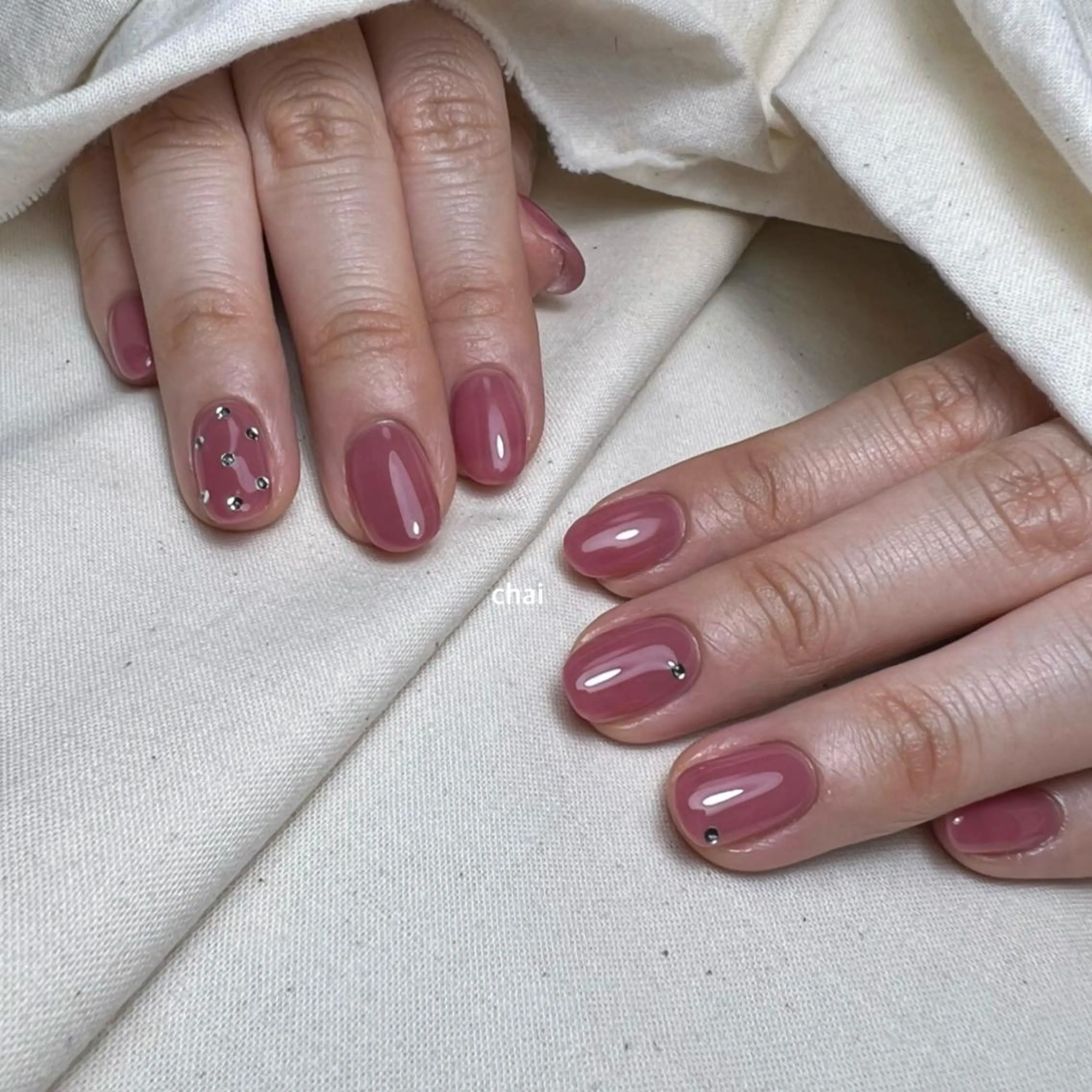 ネイル ストーンネイル ハンドネイル 💅chainail _aiのネイルデザイン