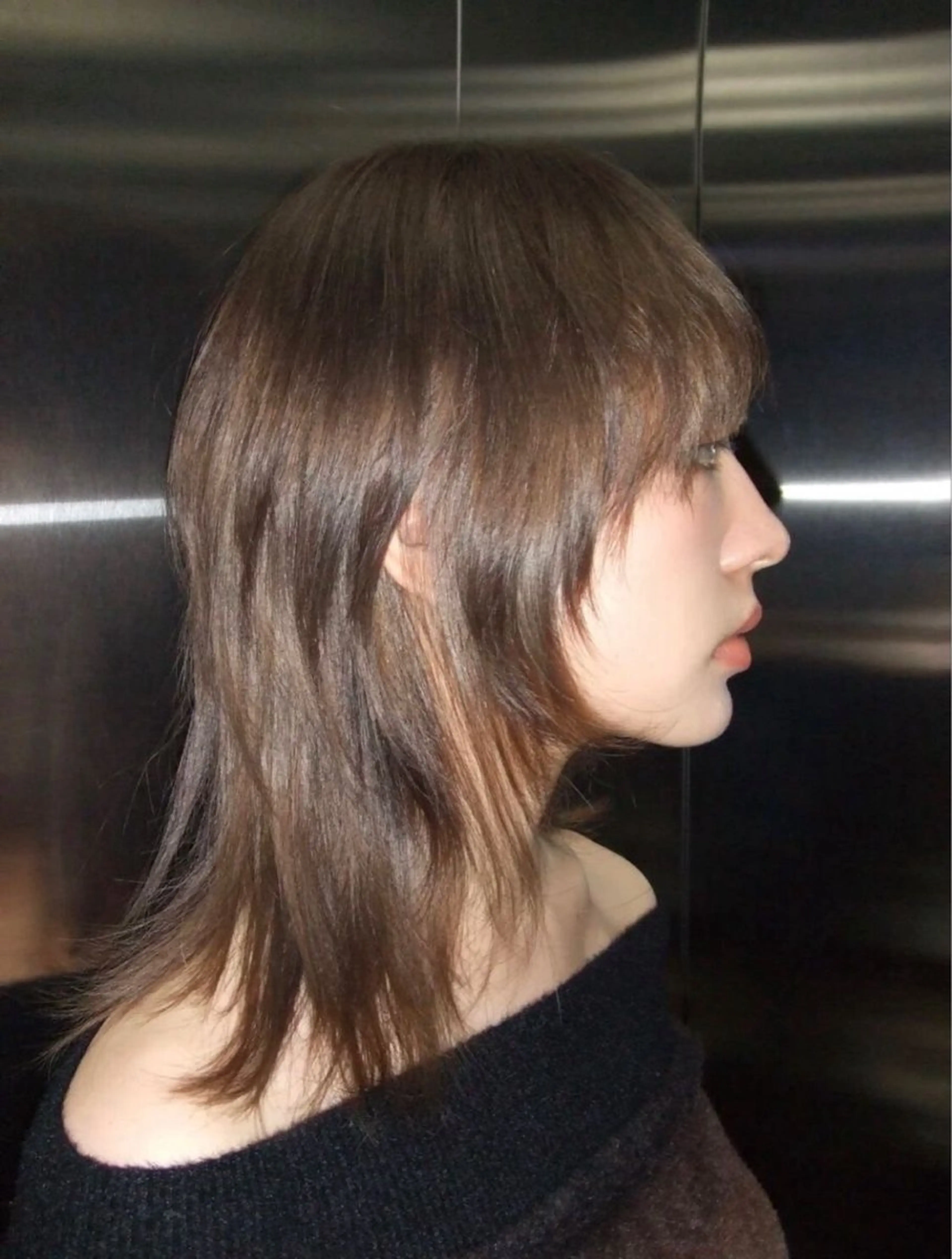 ミディアム 愛瑠奈 erunaのヘアスタイル