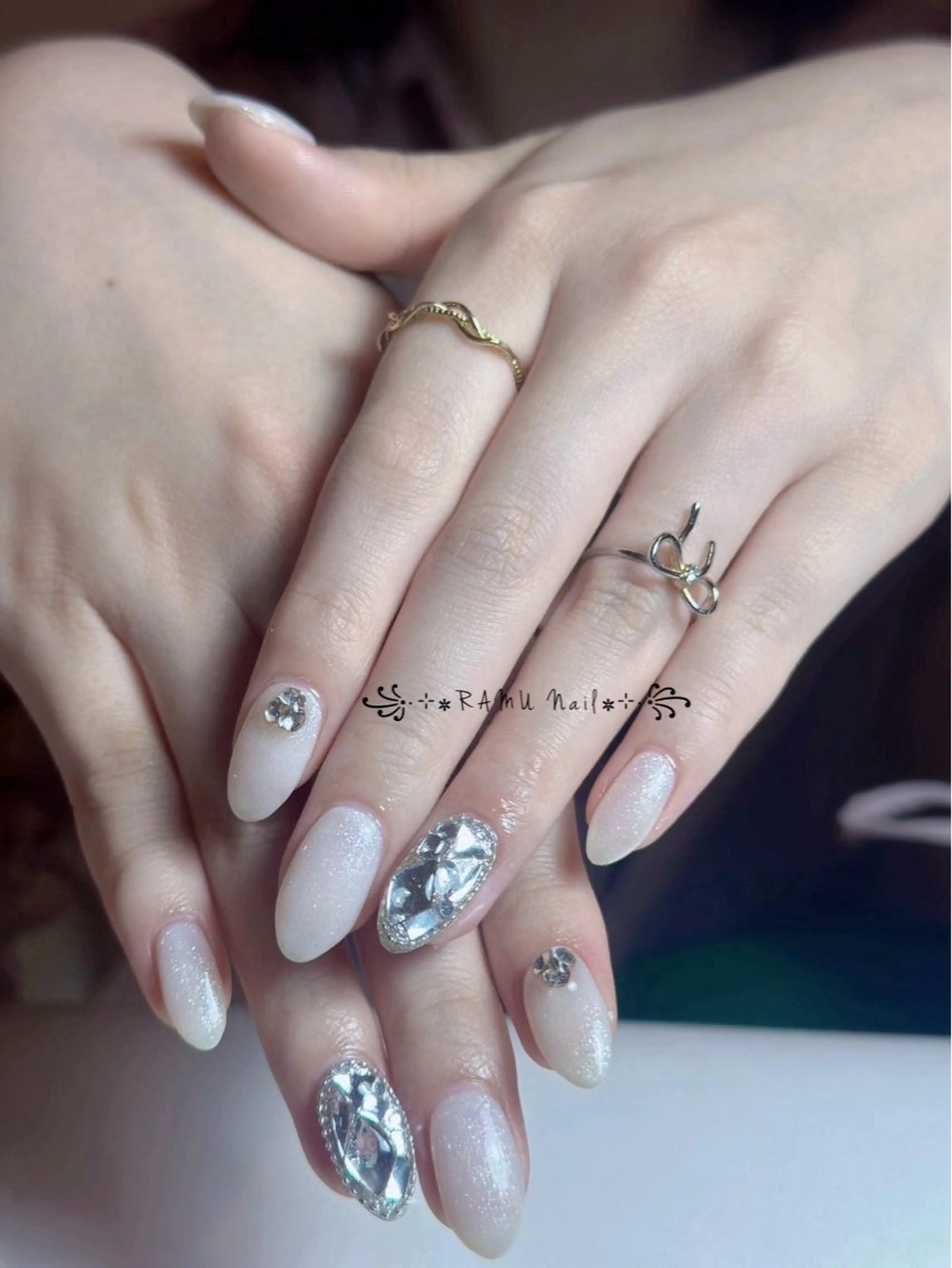 ネイル キラキラネイル マグネットネイル ミラーネイル ピンク 夏ネイル ハンドネイル RAMU Nail 恵比寿店のネイルデザイン