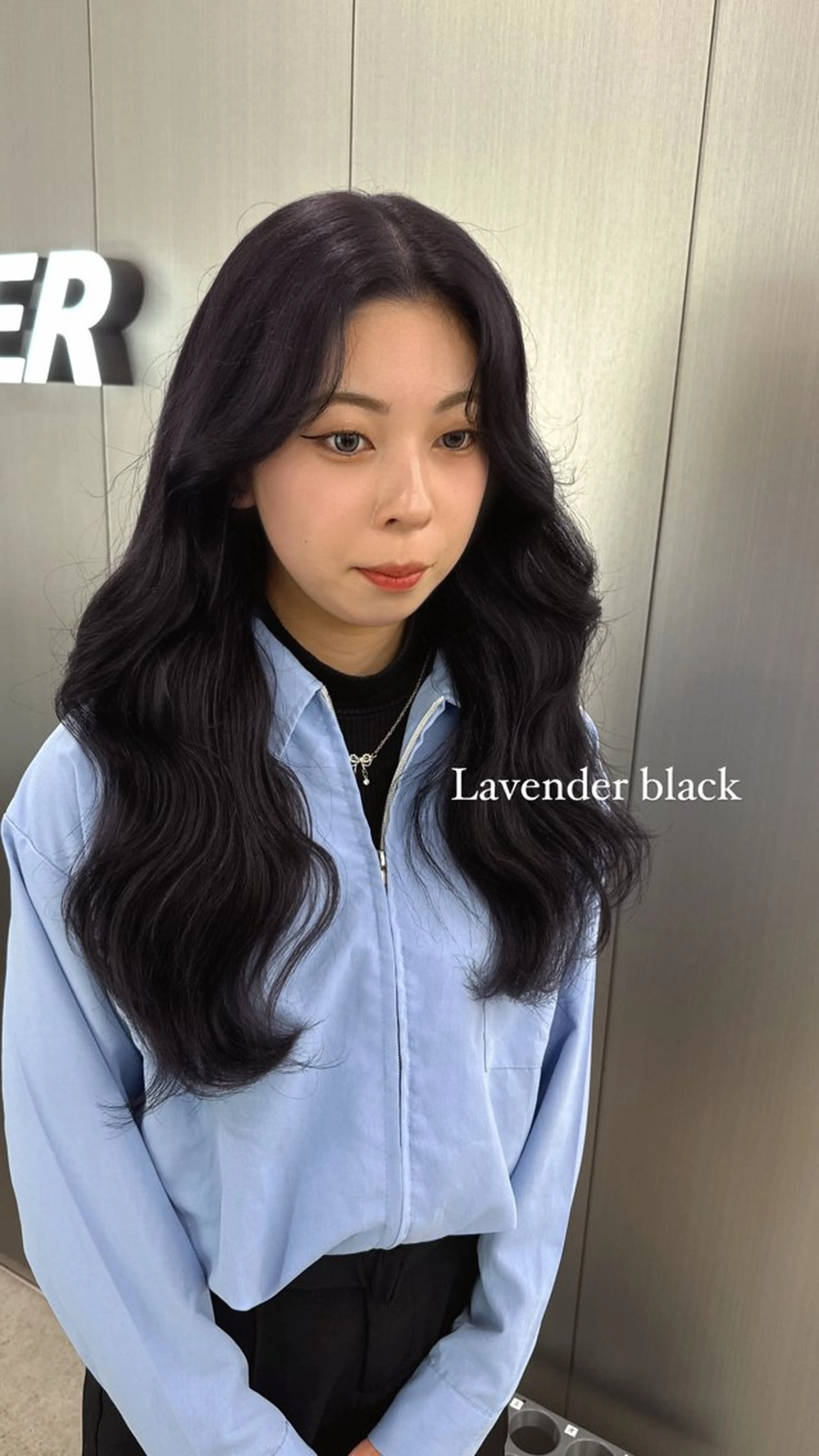 ロング 暗髪🩶ラベンダー/ ブルー/ユウナ🤍のヘアスタイル