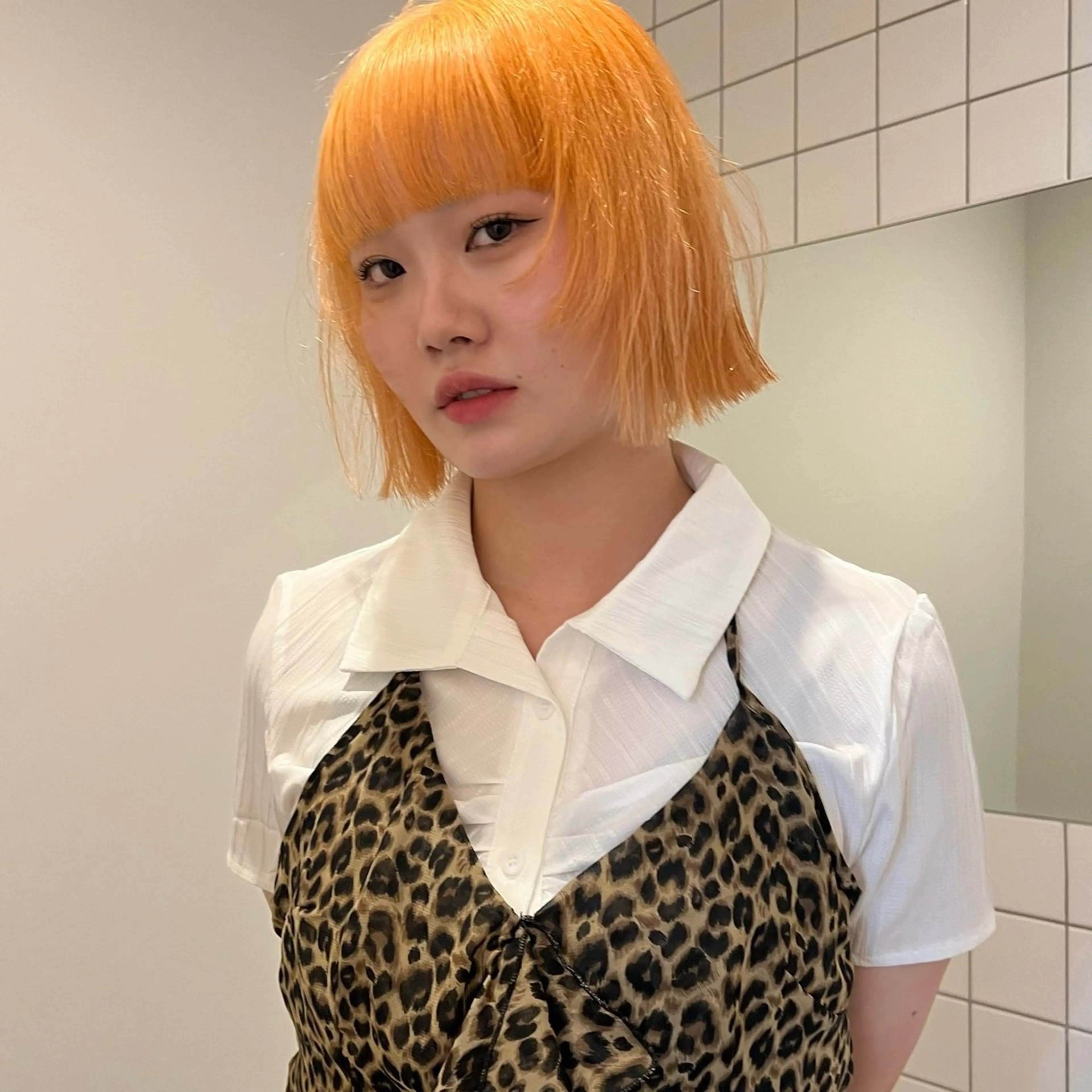 ミディアム 舟橋耀/ブリーチカラ ー/レイヤーカットのヘアスタイル