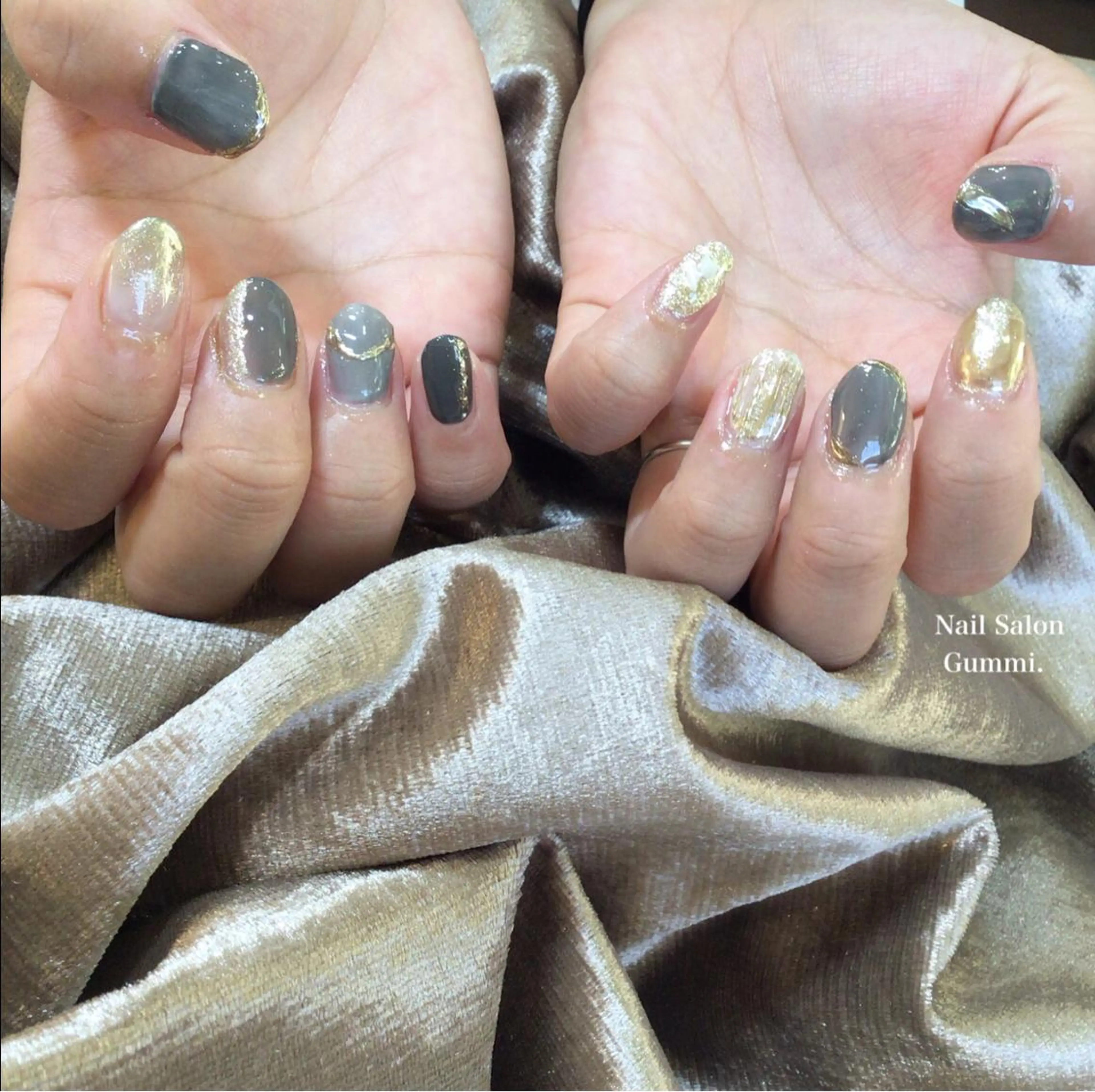 ネイル キラキラネイル ラメ(グリッター) ミラーネイル ニュアンスネイル シンプルネイル Nail Salon Gummi.のネイルデザイン