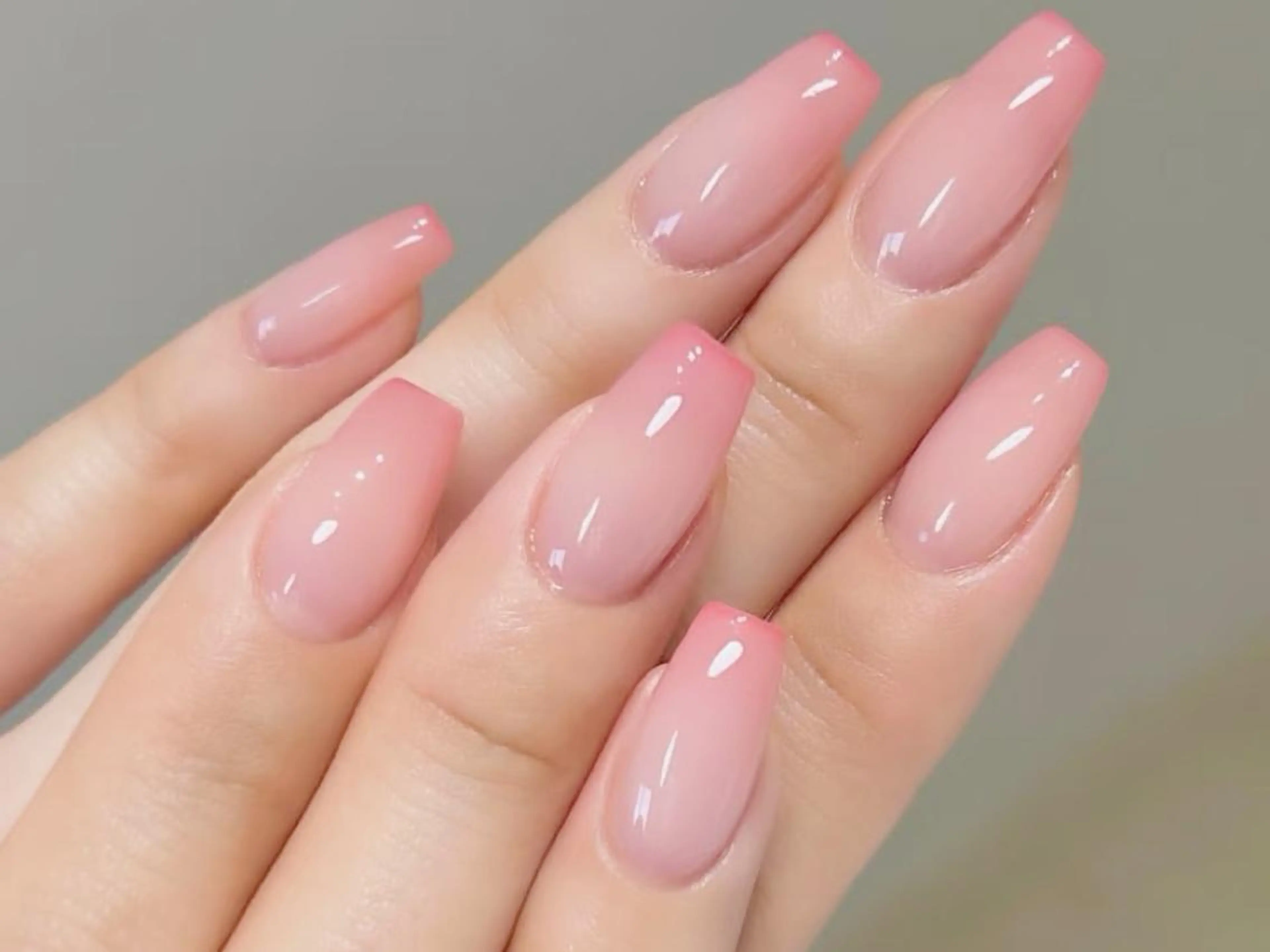 ネイル オーロラネイル チークネイル 長さ出し フットネイル フレンチネイル ハンドネイル ハンドケア yumi nailのネイルデザイン