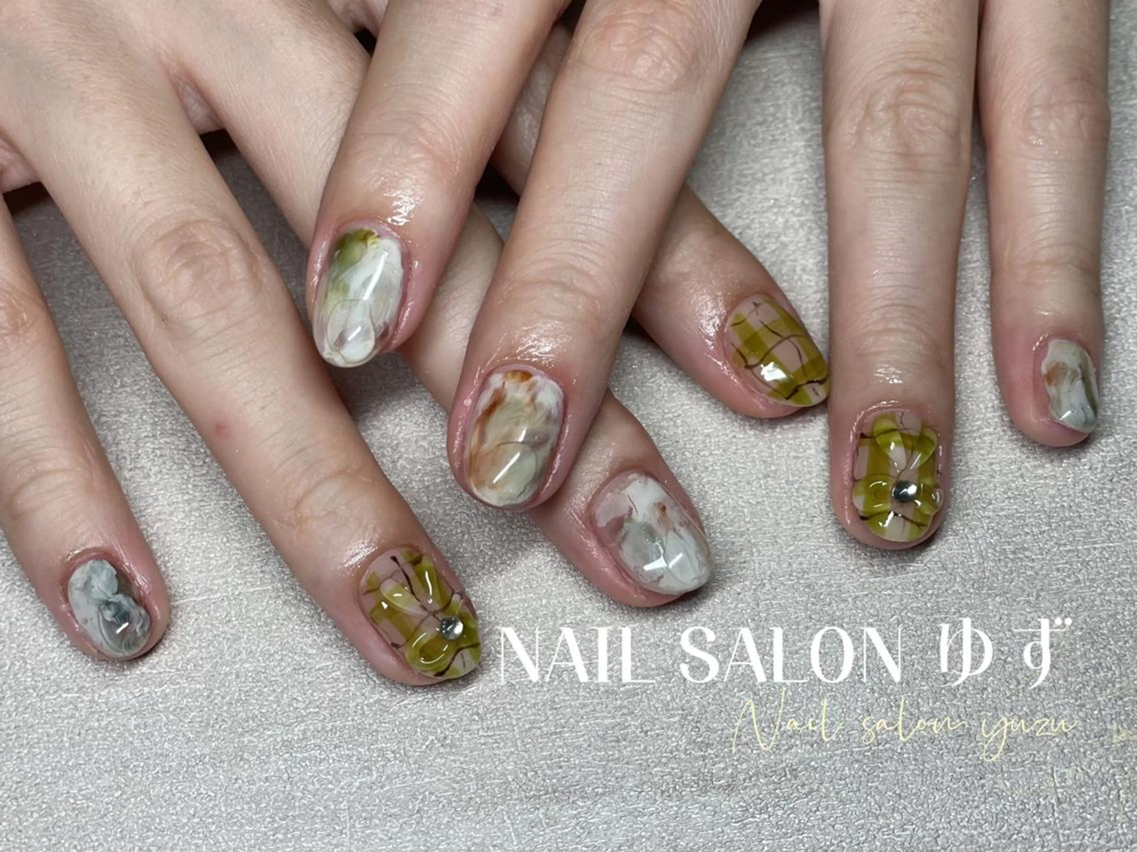 ネイル ハンドネイル MAKI💚💚💚 秋葉原.のネイルデザイン