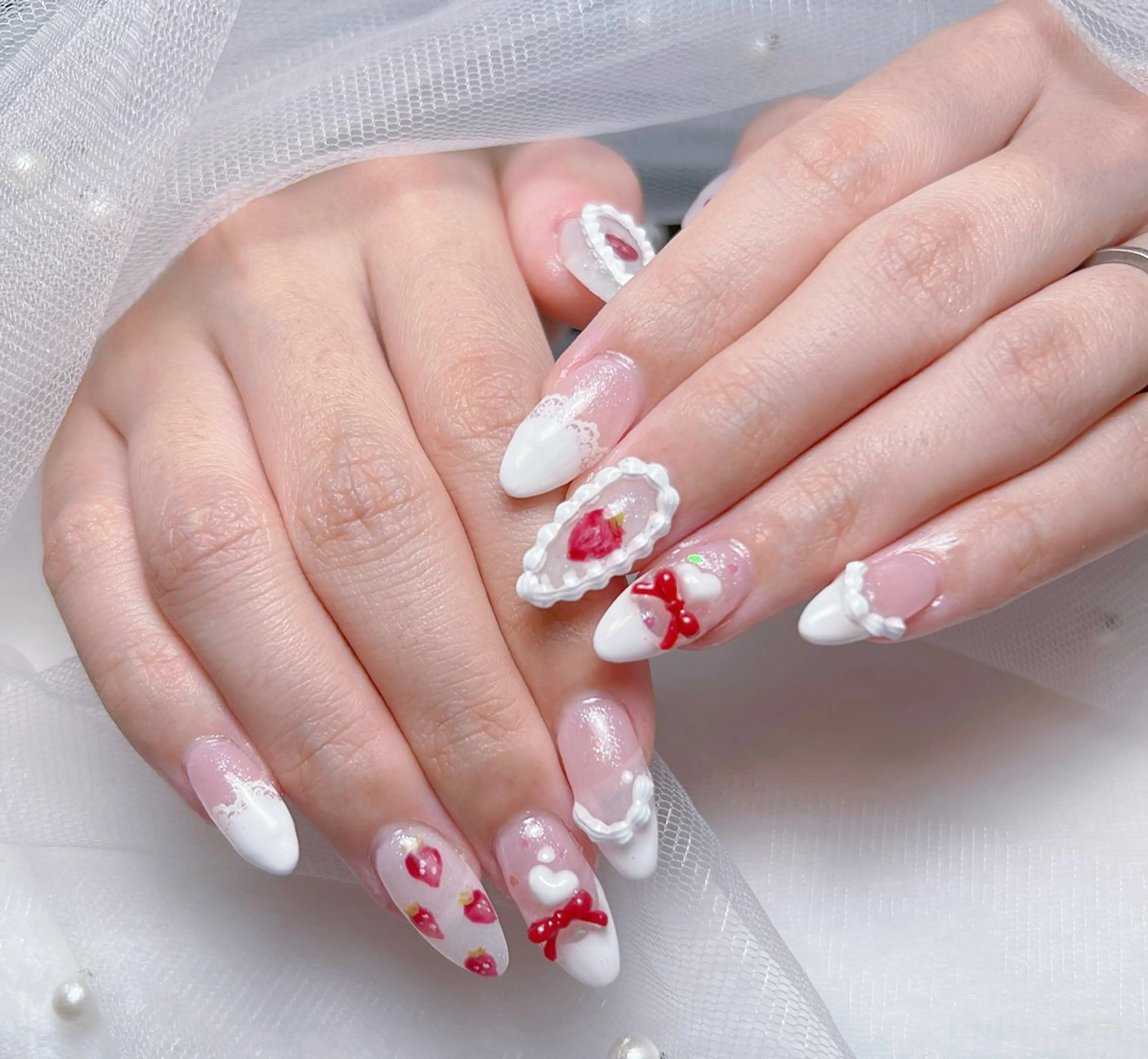 ネイル アートネイル オーロラネイル チークネイル 長さ出し フットネイル Miya _nailのネイルデザイン