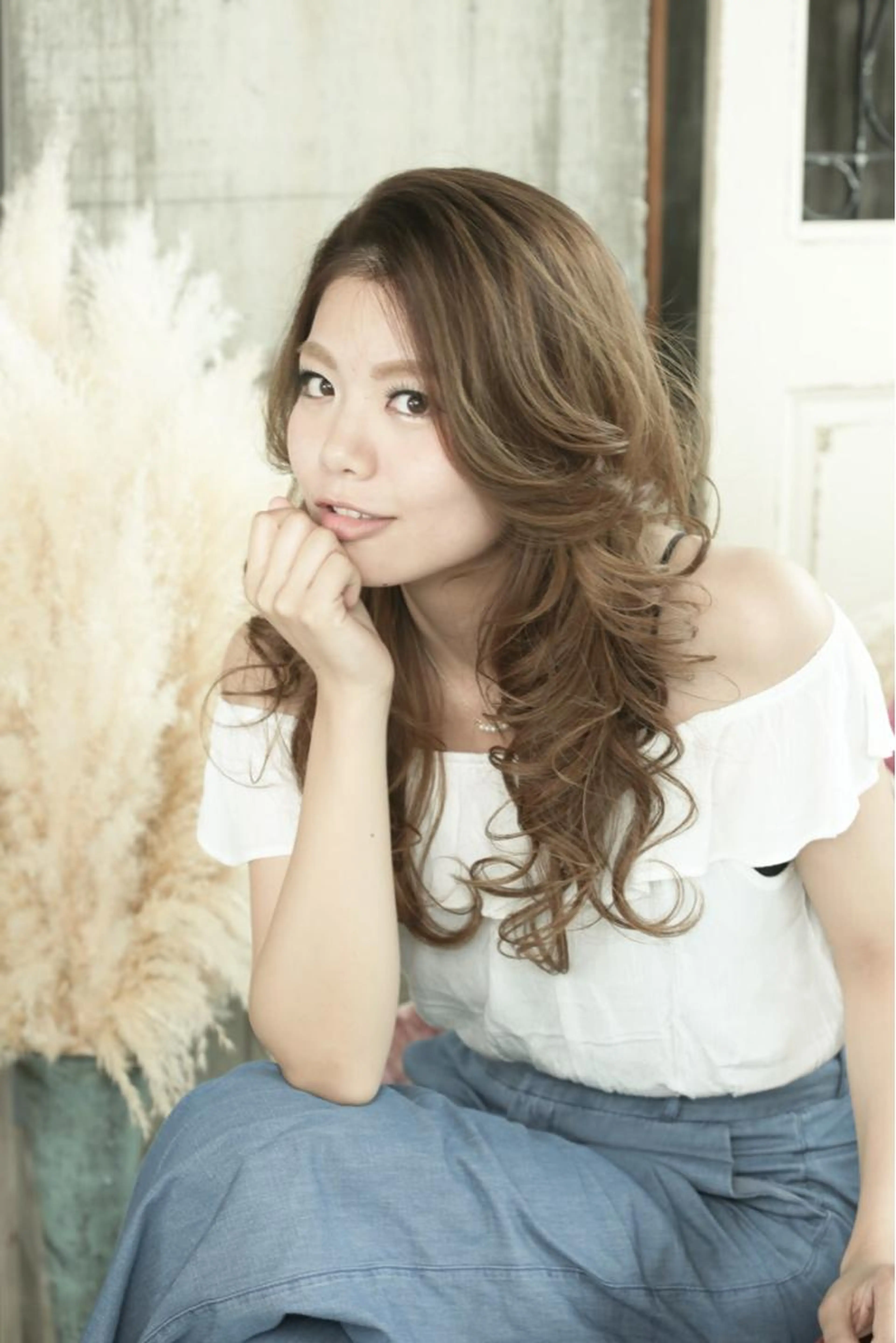 外国人風バレイヤージュ3Dカラー【ケアブリーチ/ロング料金有り/肩下＋1100円/胸下＋2200円/腰下＋3300円】の写真