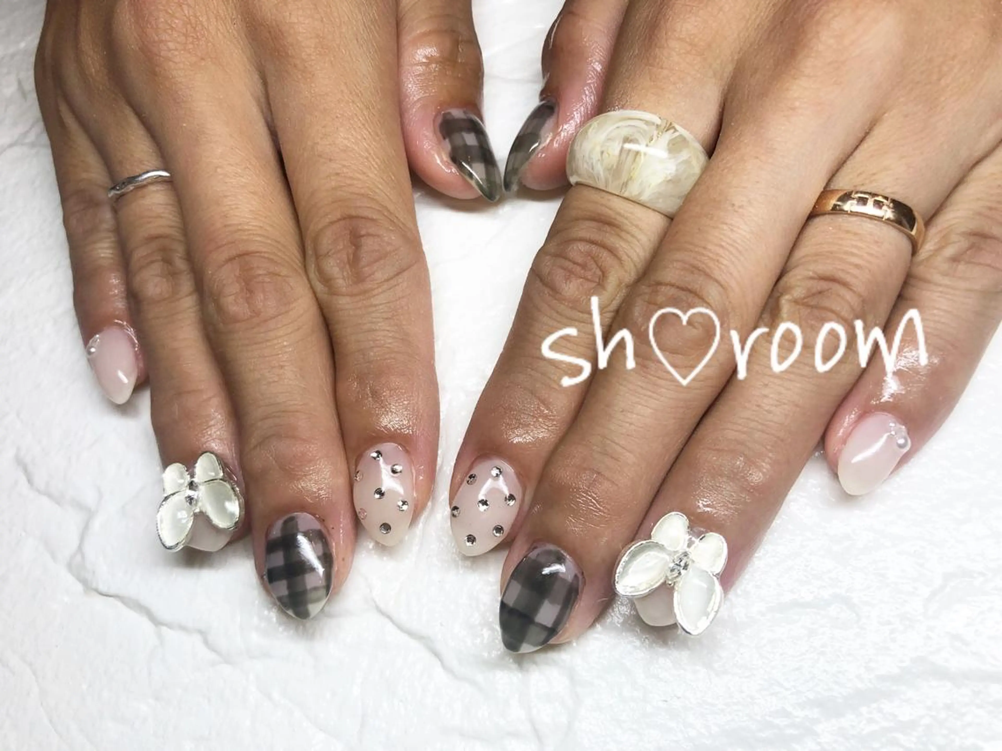ネイル アートネイル フットネイル フレンチネイル キラキラネイル 韓国ネイル Nail salon Ruuのネイルデザイン