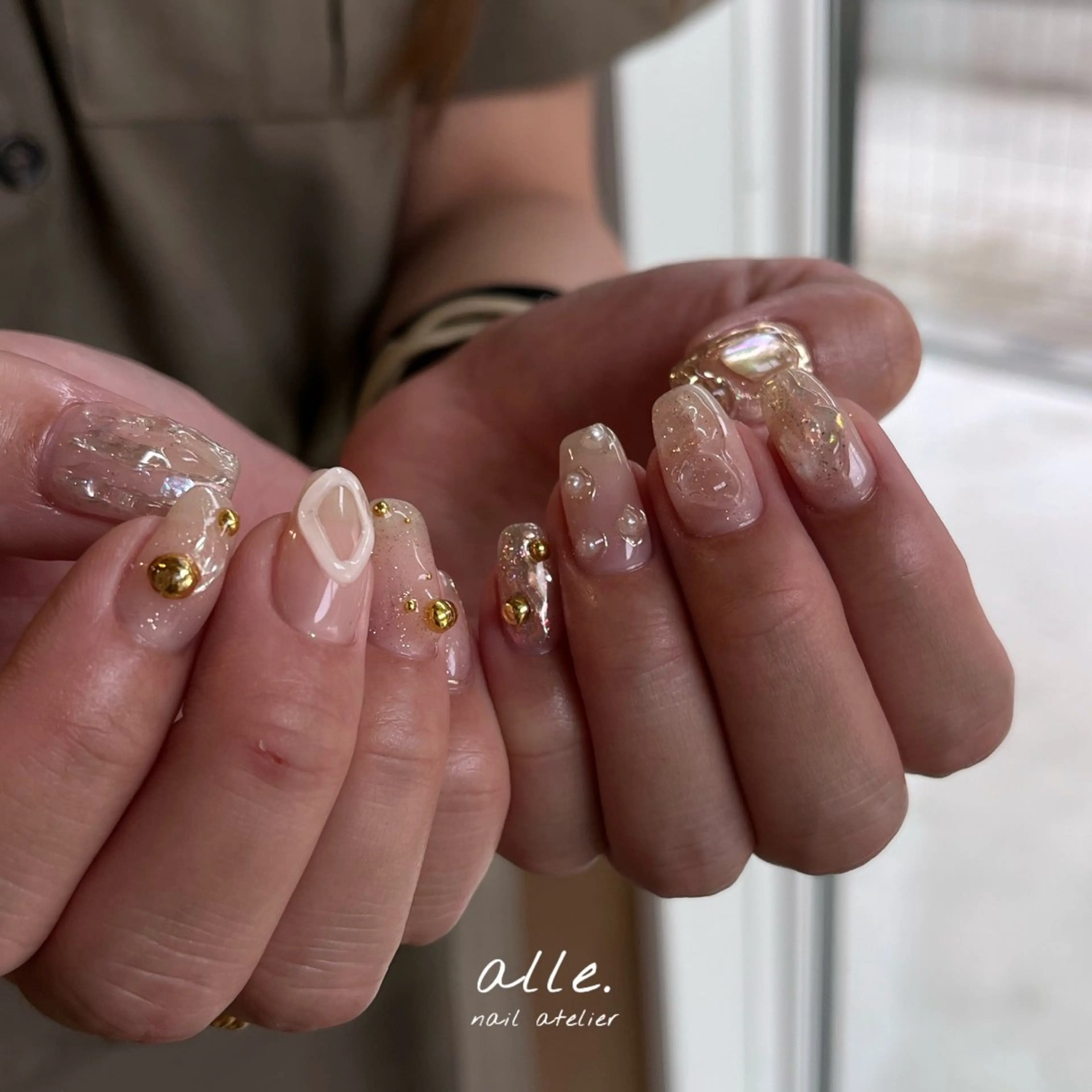 ネイル ハンドネイル atelier alle.のネイルデザイン