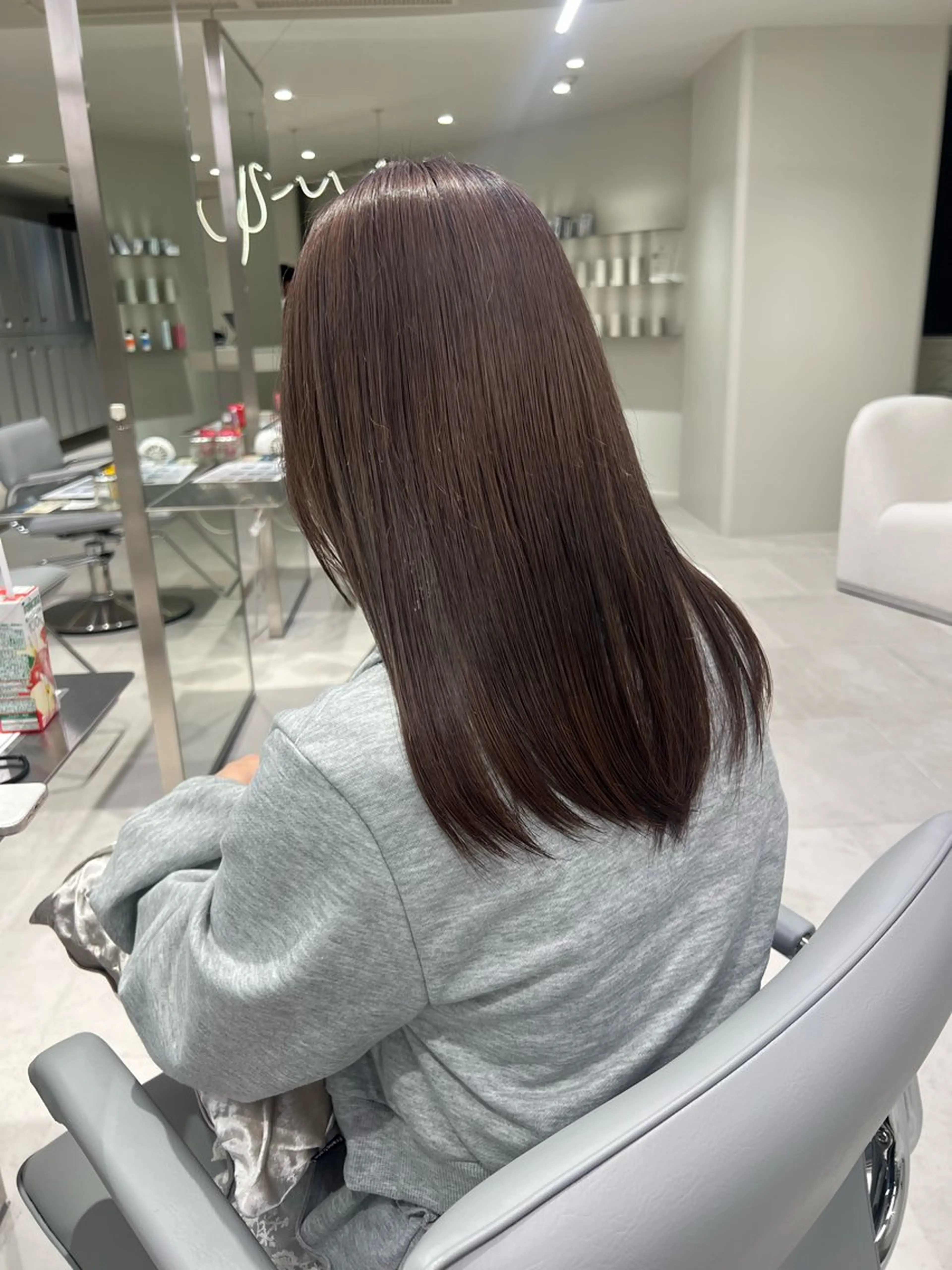 セミロング keen 立川のヘアスタイル