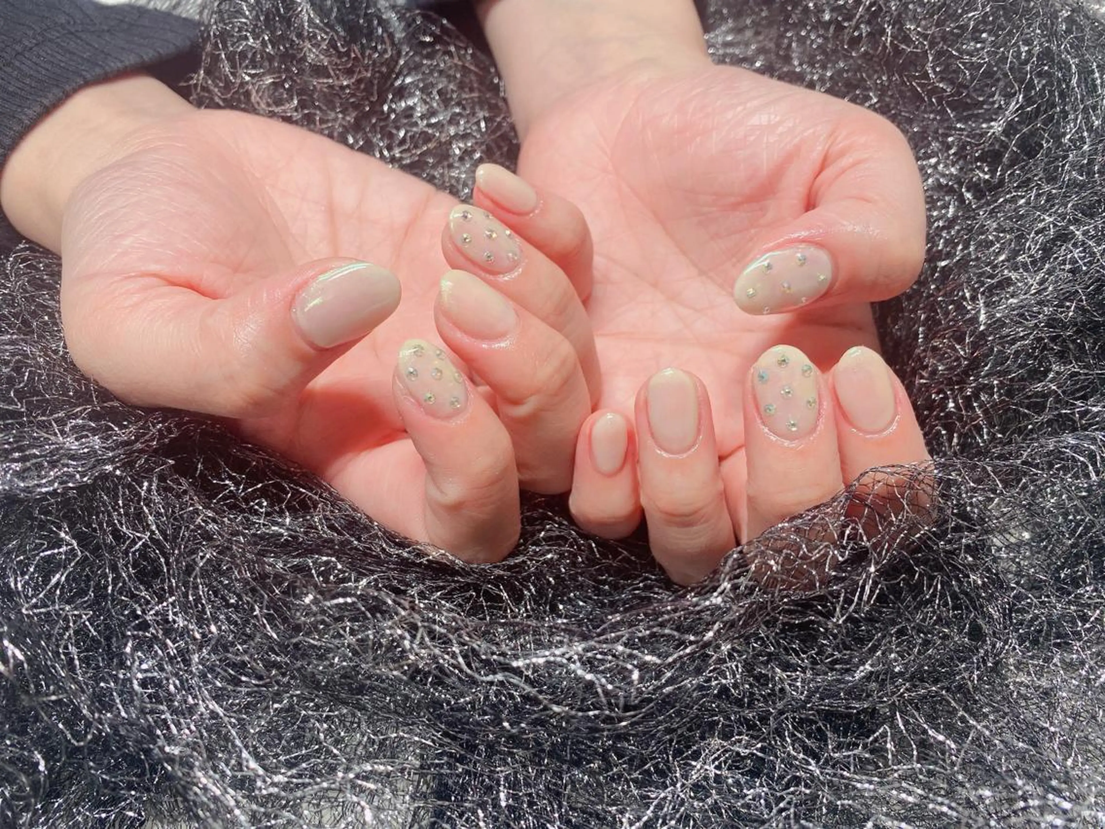 ネイル ハンドネイル VIVIAN リサのネイルデザイン