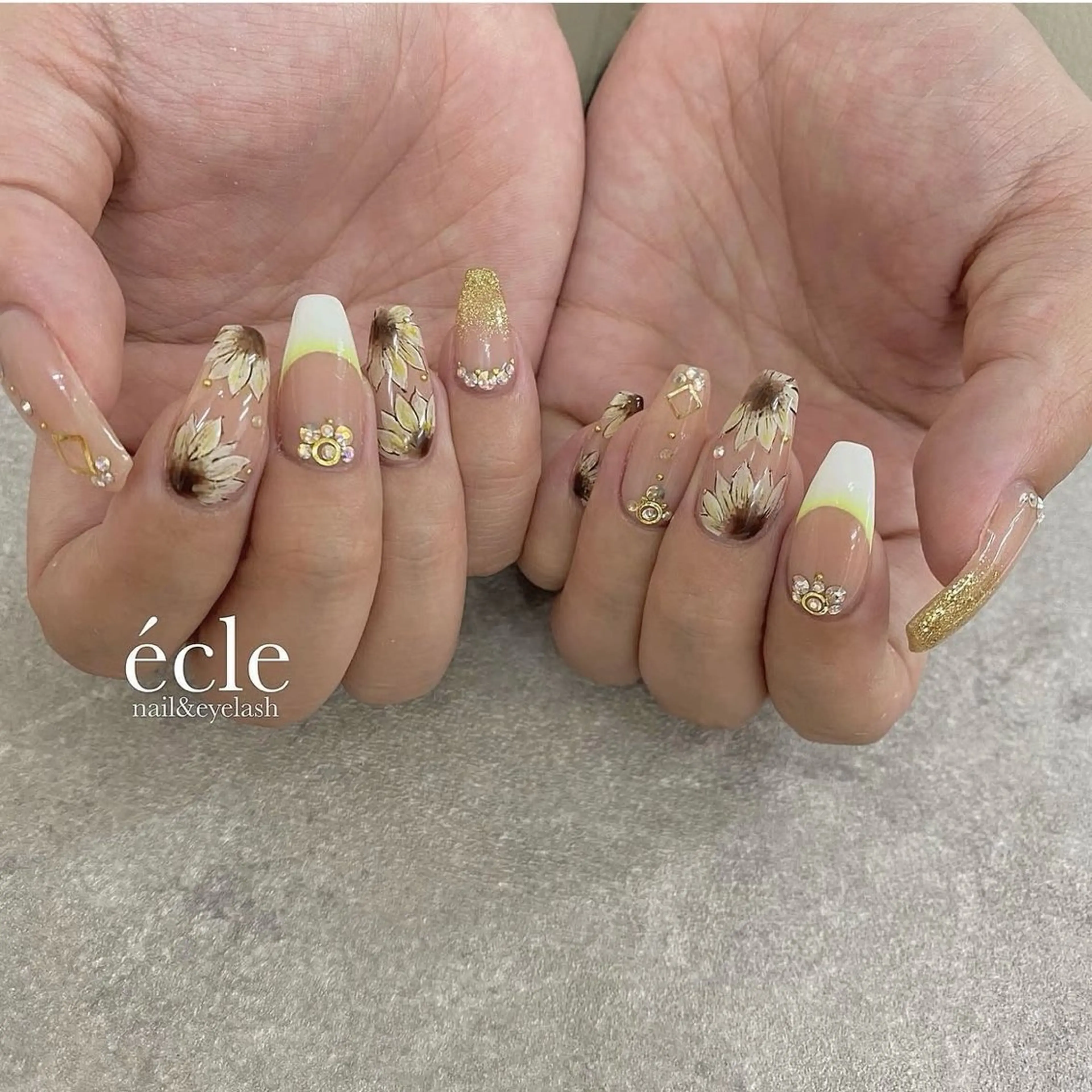 ネイル écle nail&eyeのネイルデザイン
