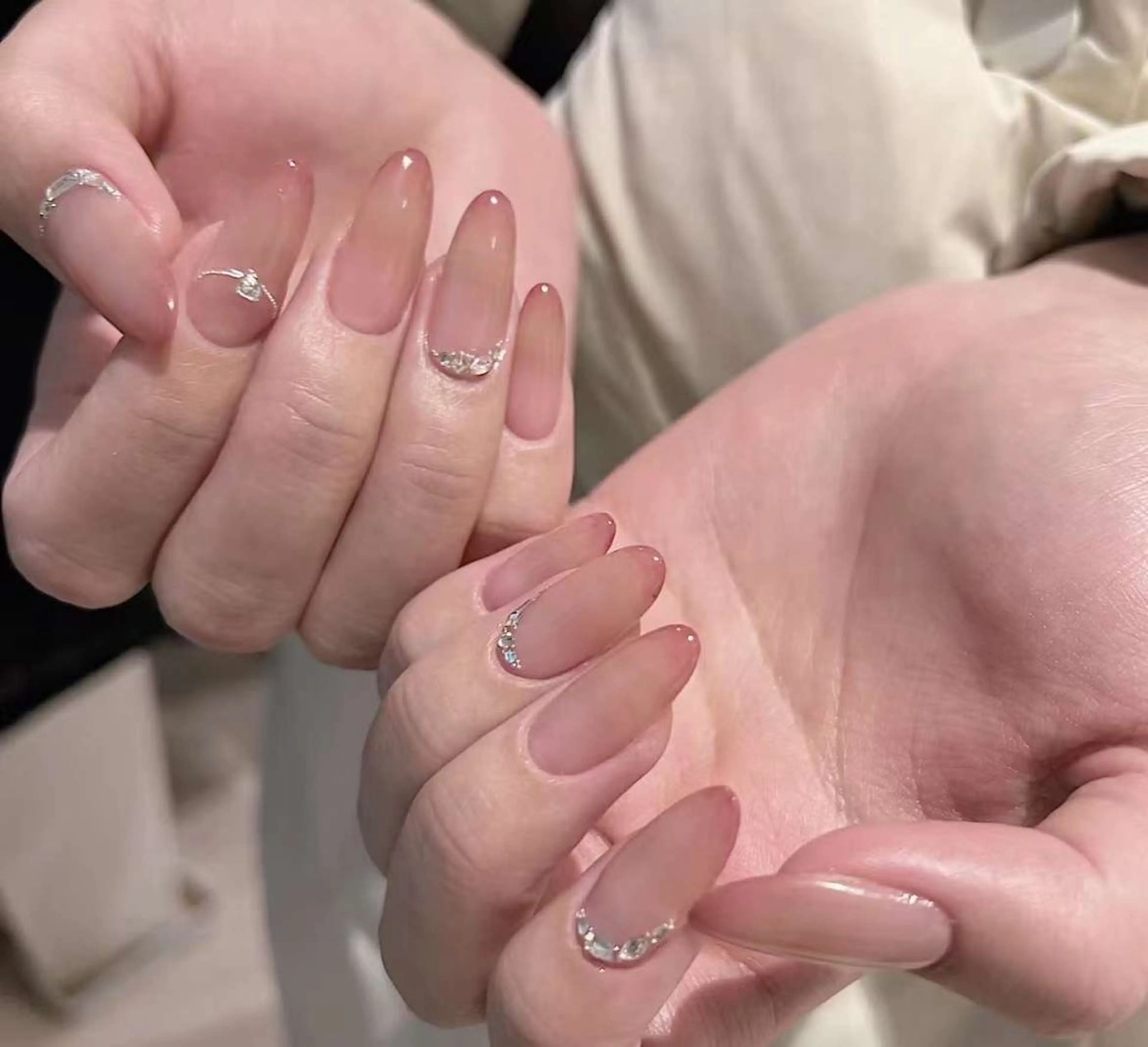 セミロング めぐみのネイルサロン スタッフ練習のネイルデザイン