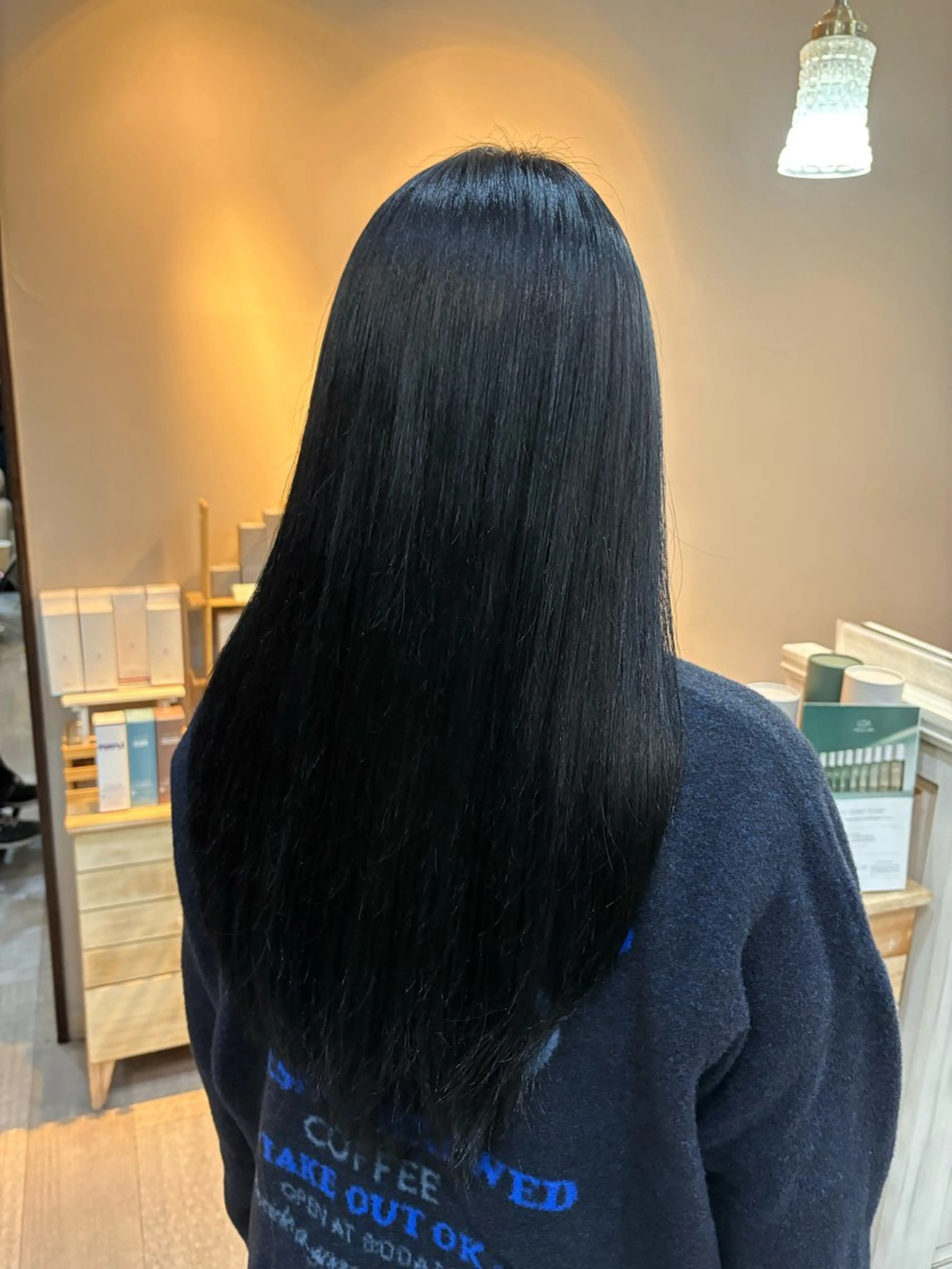 ロング ヘアカラー 池田 優那のヘアスタイル