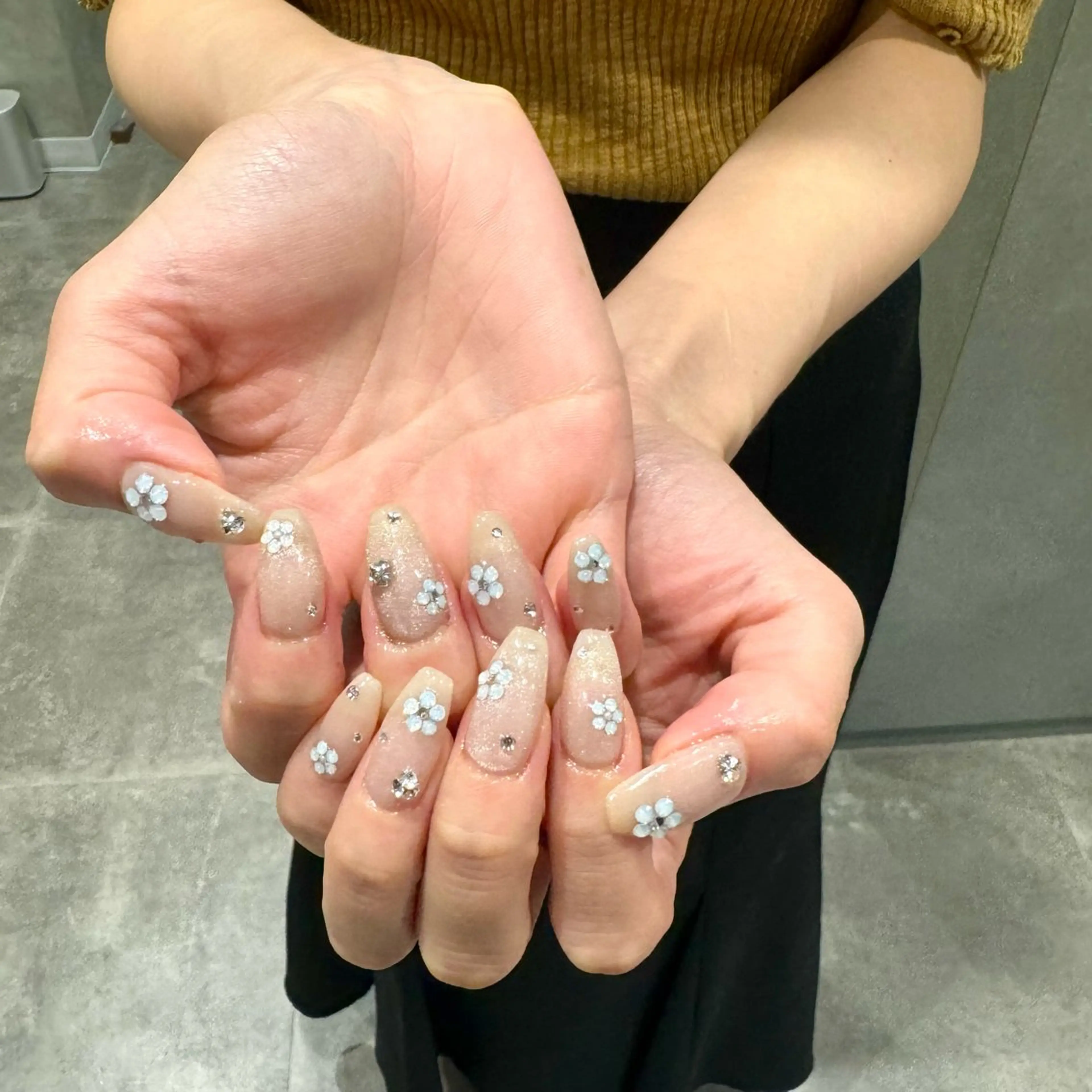 ネイル 橋本 朱里のネイルデザイン