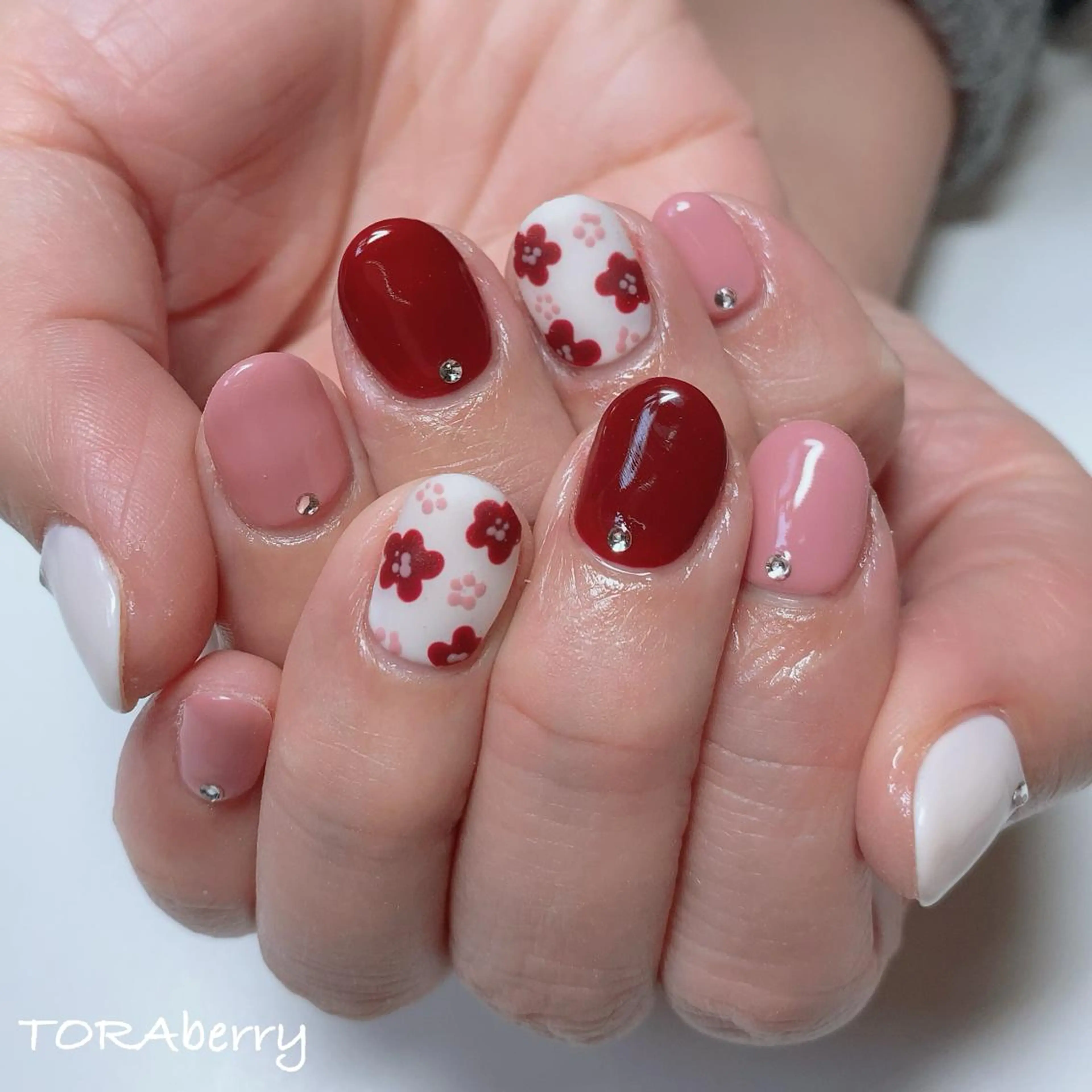 ネイル ハンドネイル ネイリスト なつみのネイルデザイン