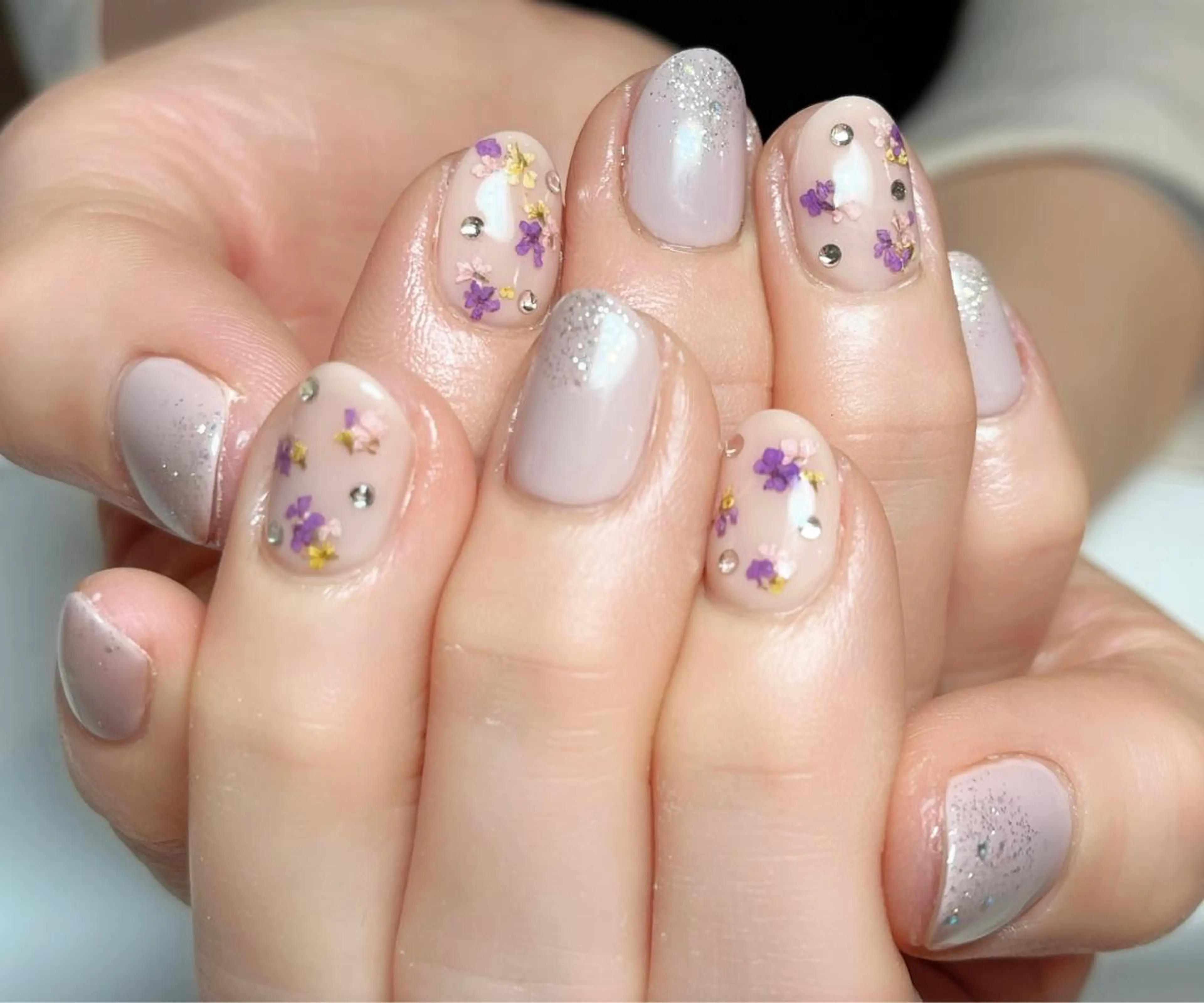 ネイル ハンドネイル Protea ❁⃘*.ﾟ清家 美穂のネイルデザイン