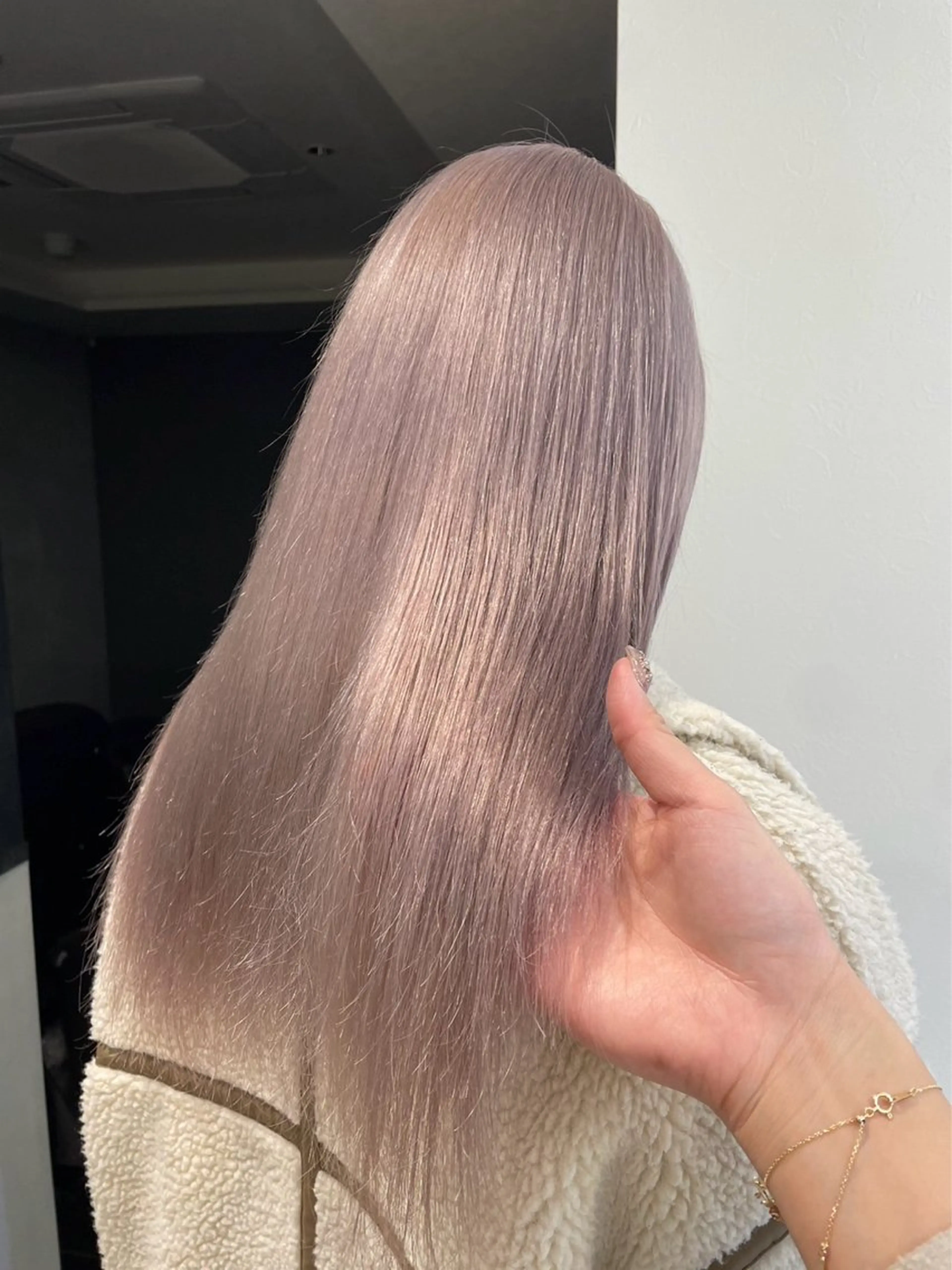 ロング ♡似合わせハイトーン ♡maiのヘアスタイル