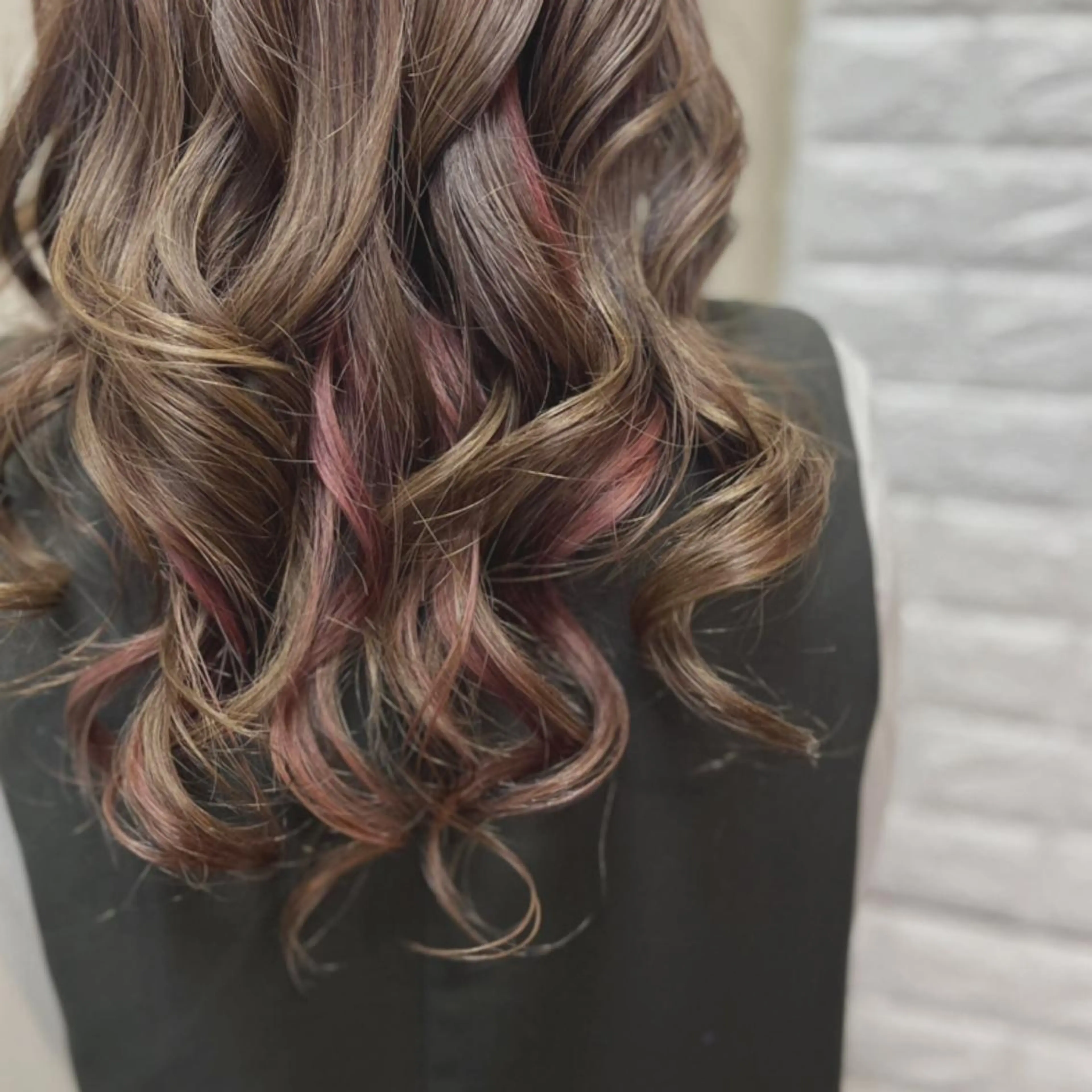 ロング カラー 大島 智志のヘアスタイル