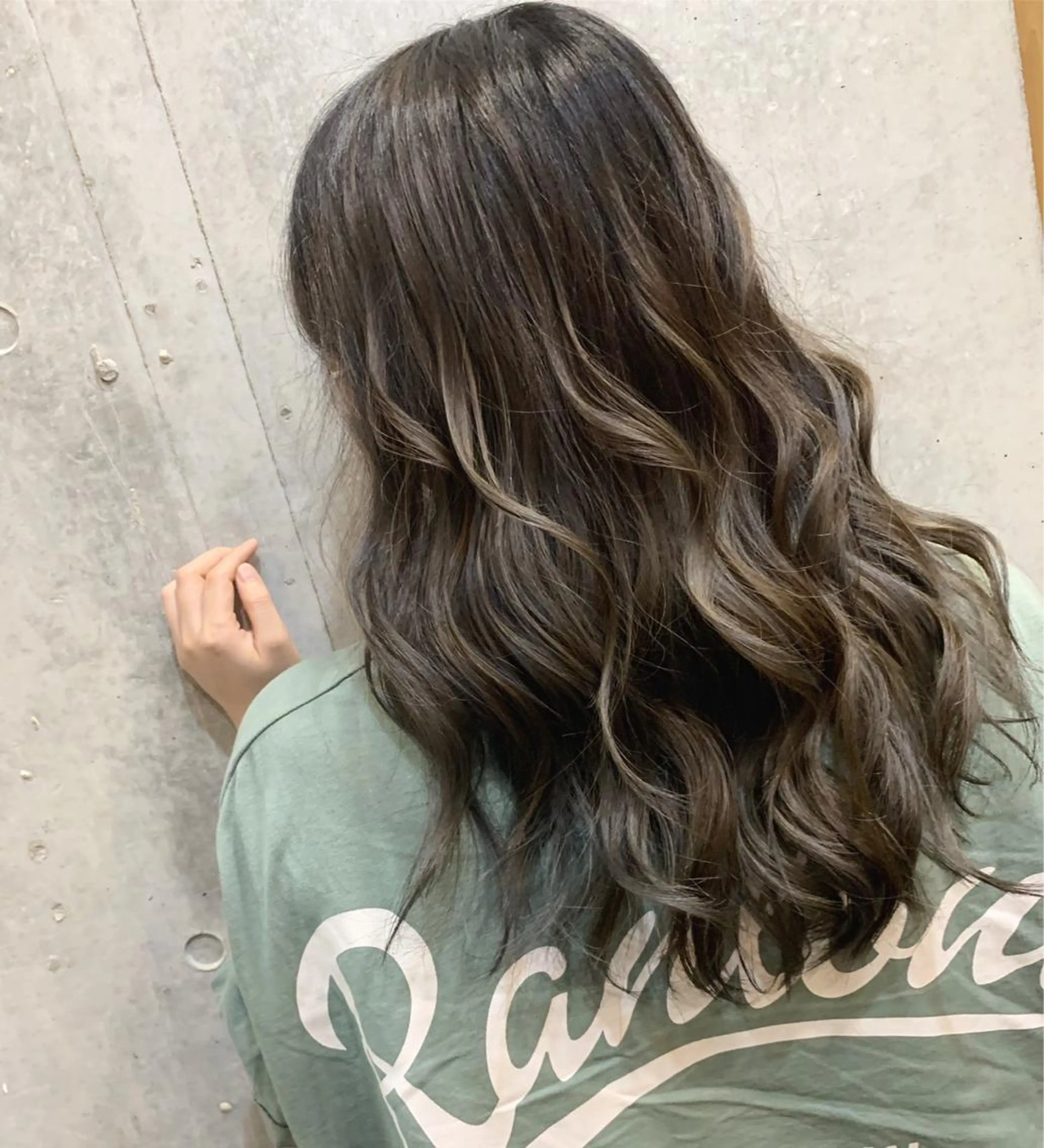 セミロング カラー ベージュカラー ハイライトカラー ハイライト カット ヘアカラー ヘッドスパ youres hair 髪質改善&ヘッドスパ日吉店所属・代表✩.*˚白井 美香のヘアスタイル