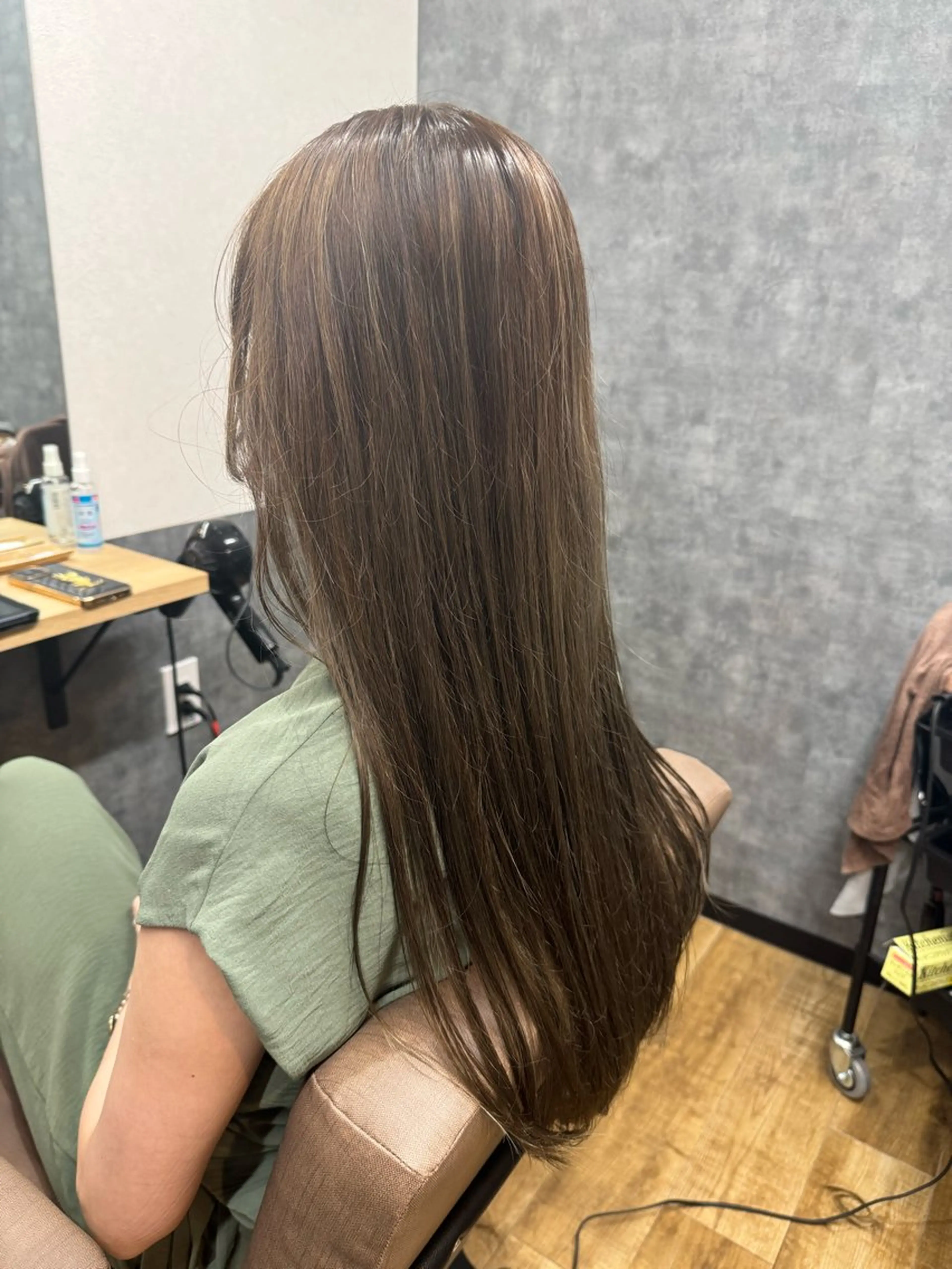 ロング カラー ハイトーンカラー メンズカット特化 今野のヘアスタイル