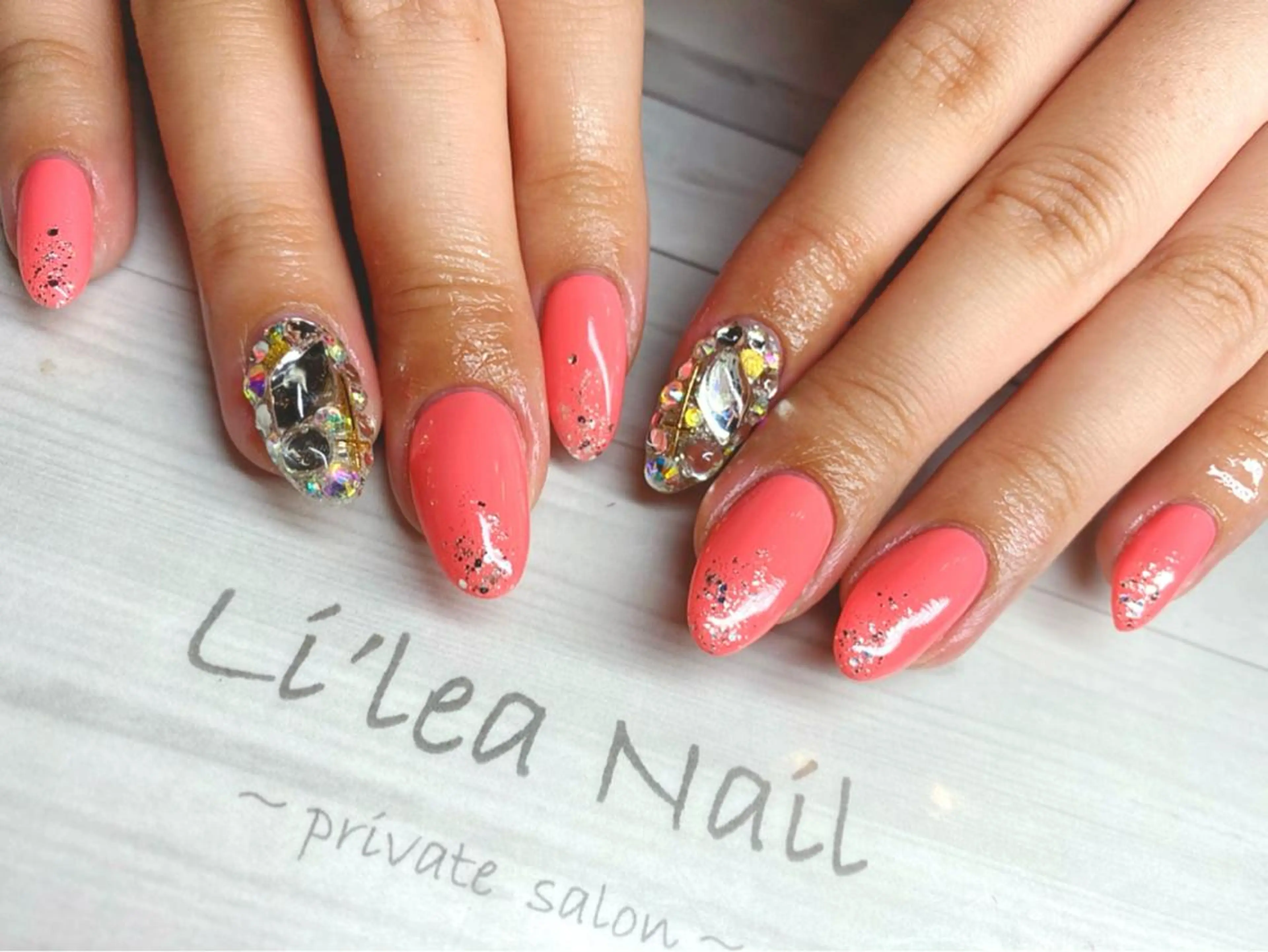 ネイル Li'leaNail AINAのネイルデザイン