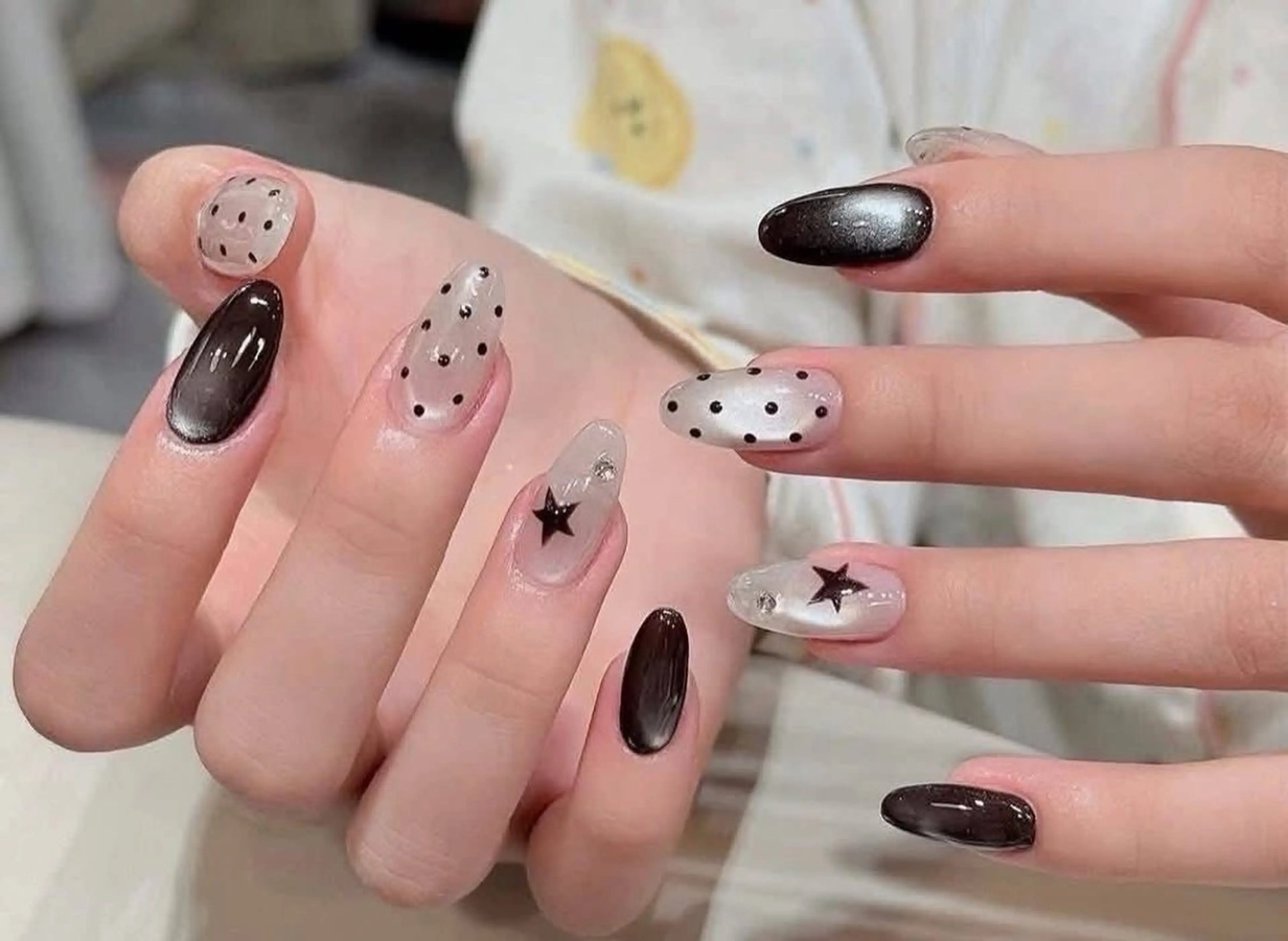 ネイル チークネイル フットネイル フレンチネイル グラデーション 韓国ネイル ハンドネイル YUKI NAILのネイルデザイン