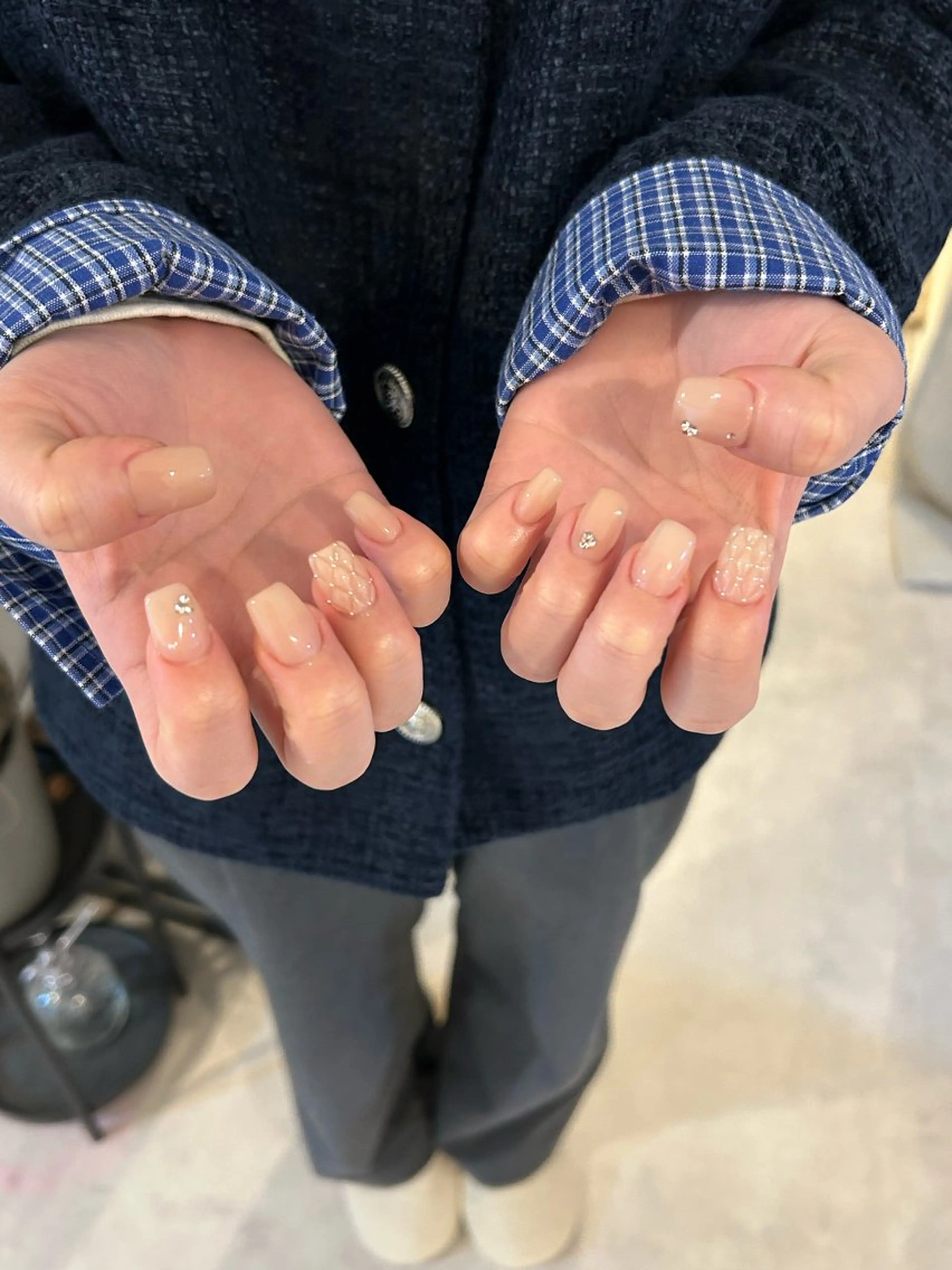 ネイル ハンドネイル repos yoshitomeのネイルデザイン