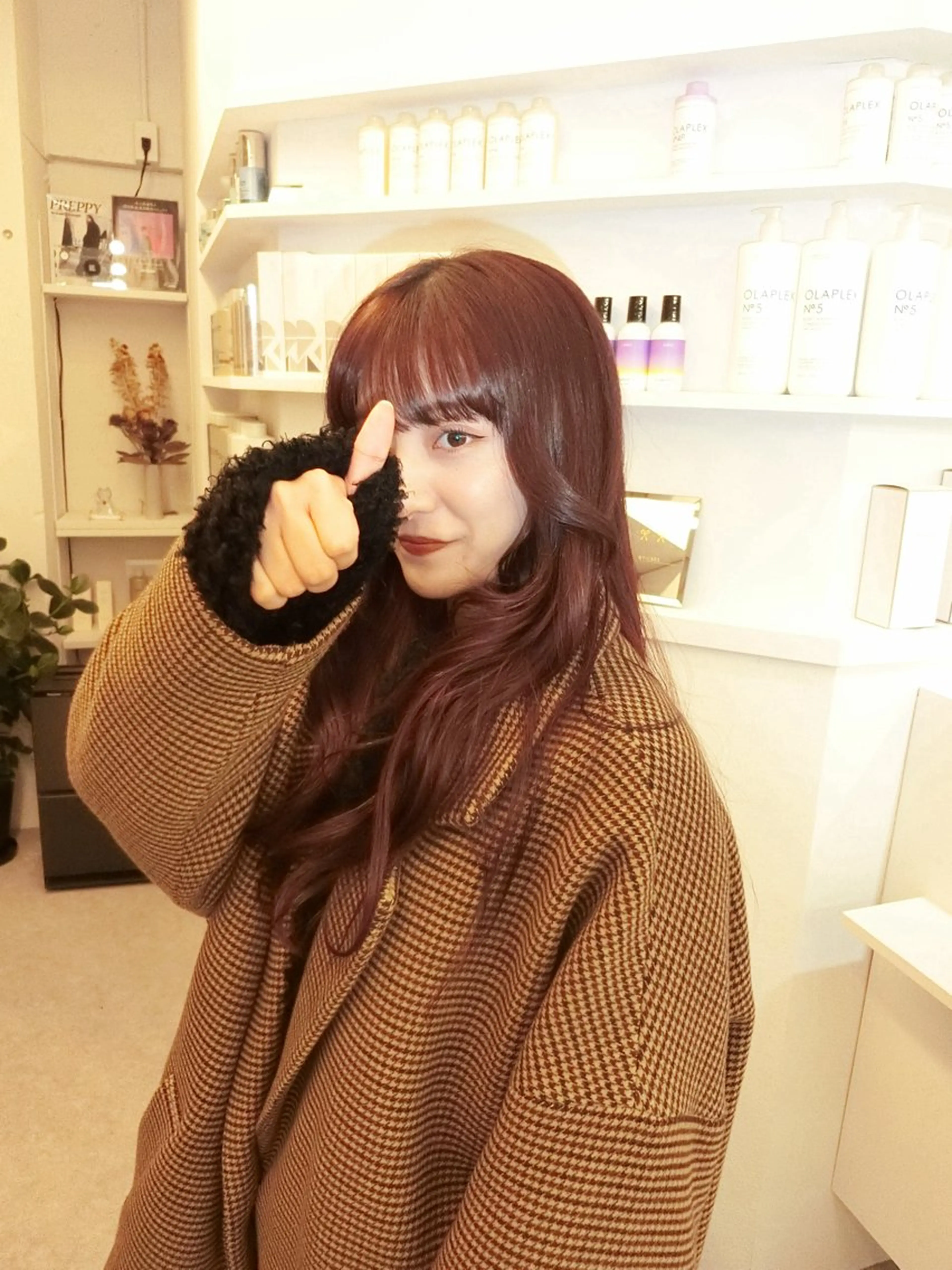 ミディアム 💍透明感 💖艶ミルクティーのヘアスタイル