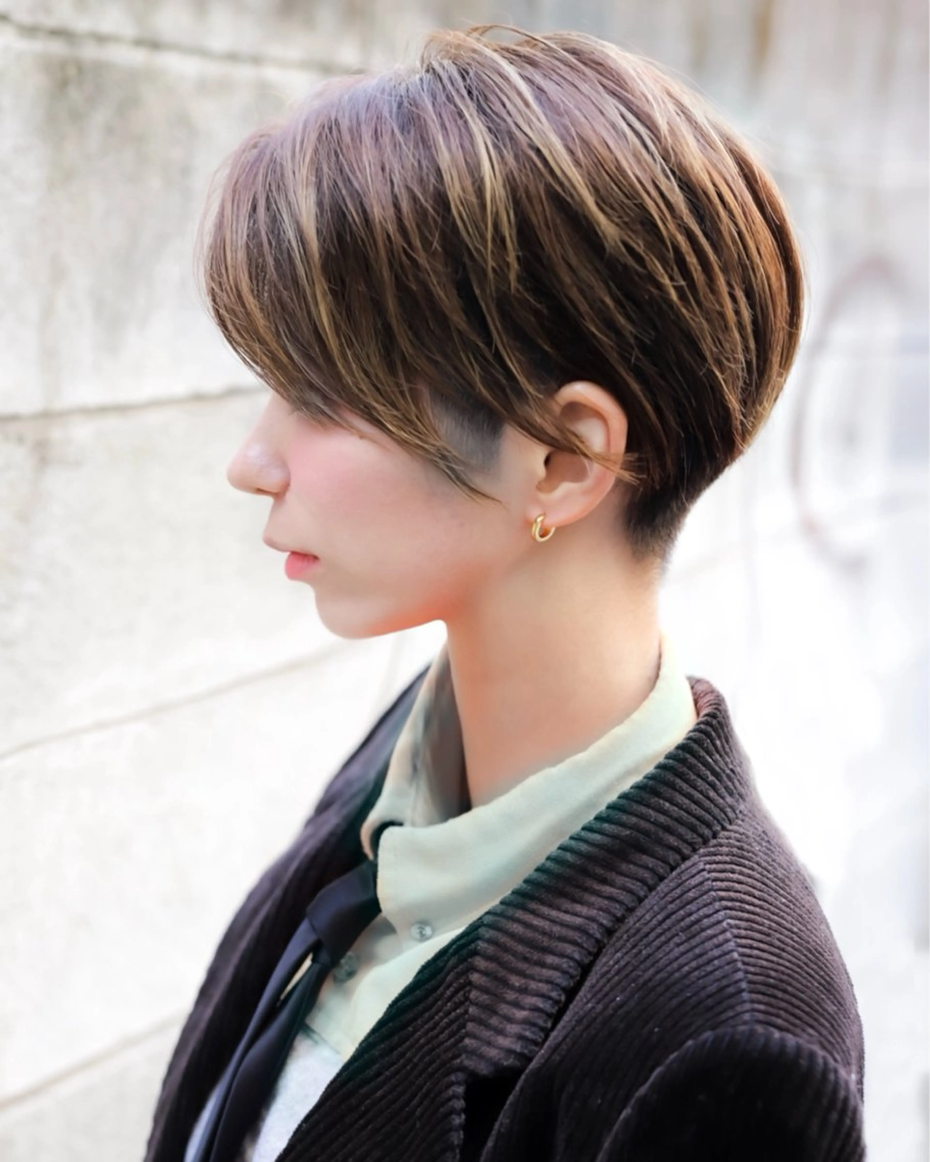 ショート カラー 辻口 俊のヘアスタイル