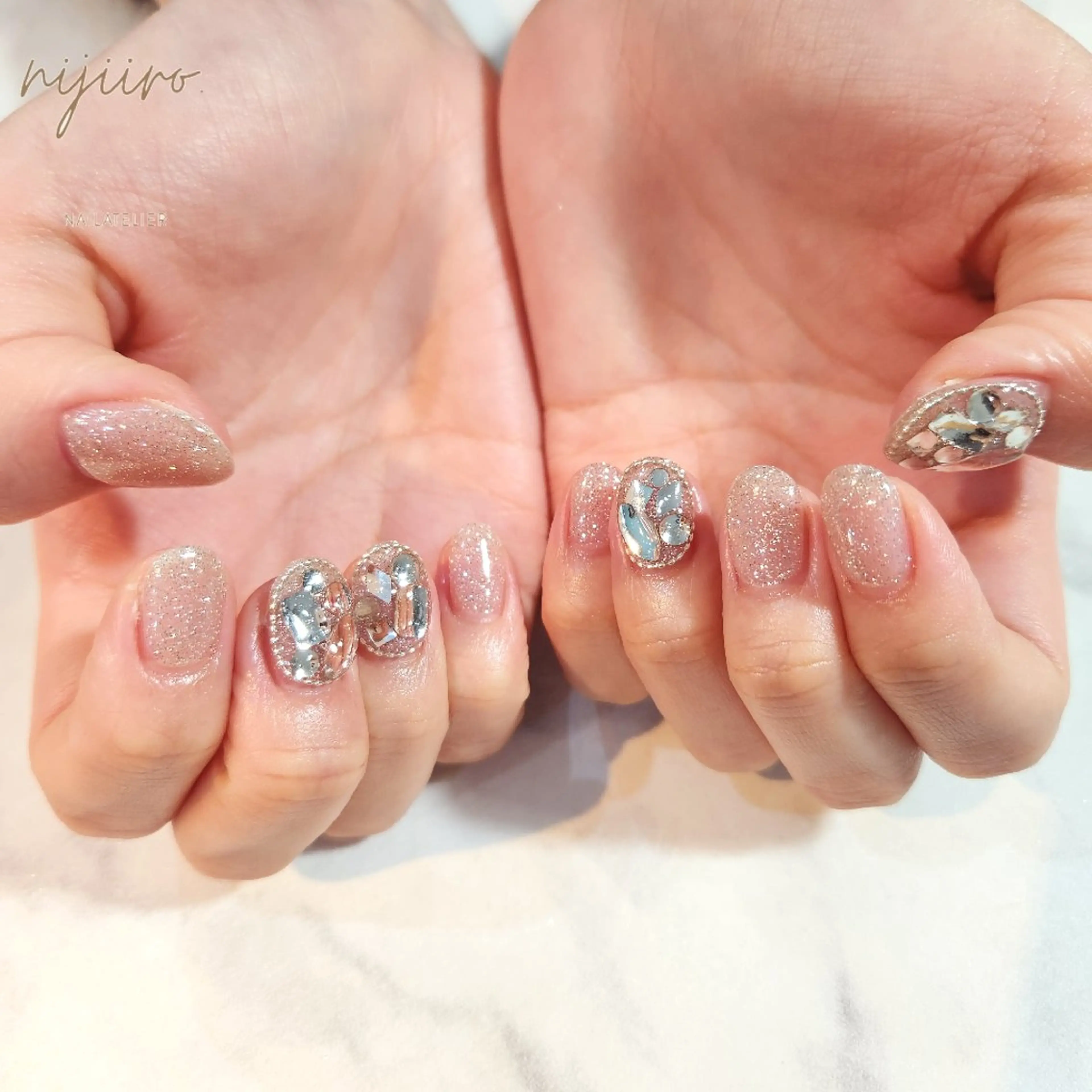 ネイル ハンドネイル nailatelier nijiiro.所属・nijiiro🌈 サトウのネイルデザイン