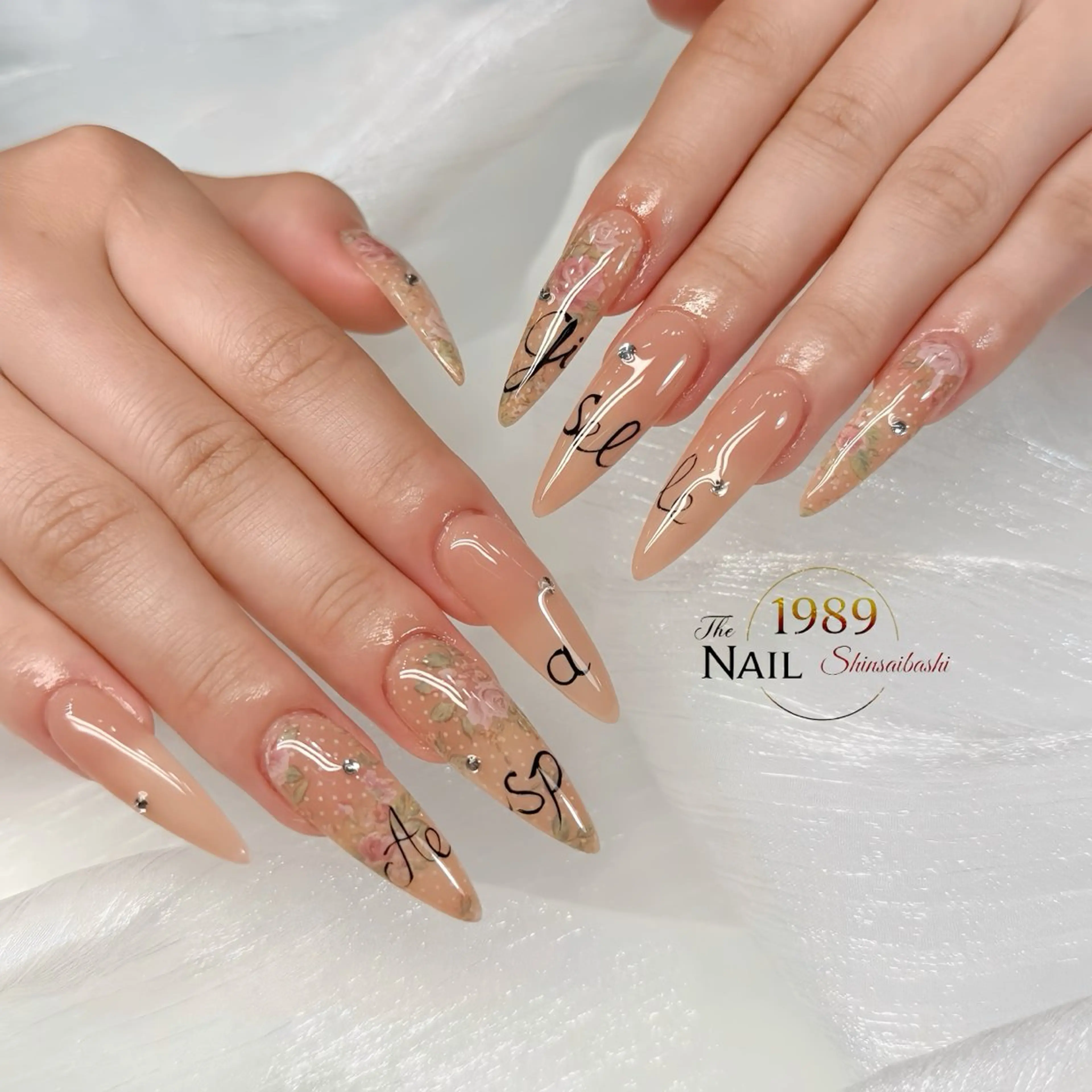 ネイル ハンドネイル ハンドケア The 1989 Nail Salonのネイルデザイン