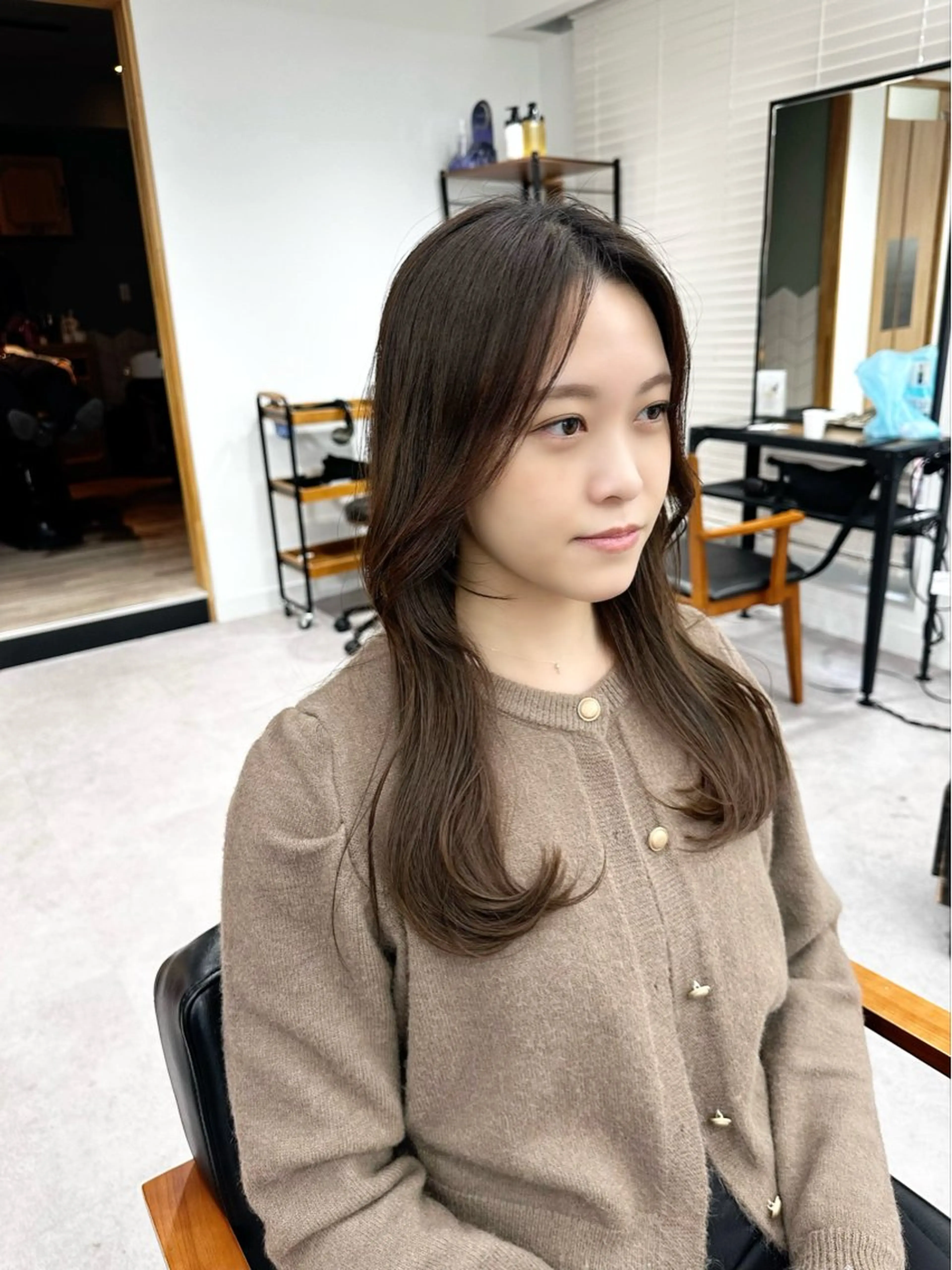 セミロング カラー パーマ ヘアアレンジ メンズ キッズ カット 骨格レイヤーカット 🌿美髪縮毛矯正のヘアスタイル