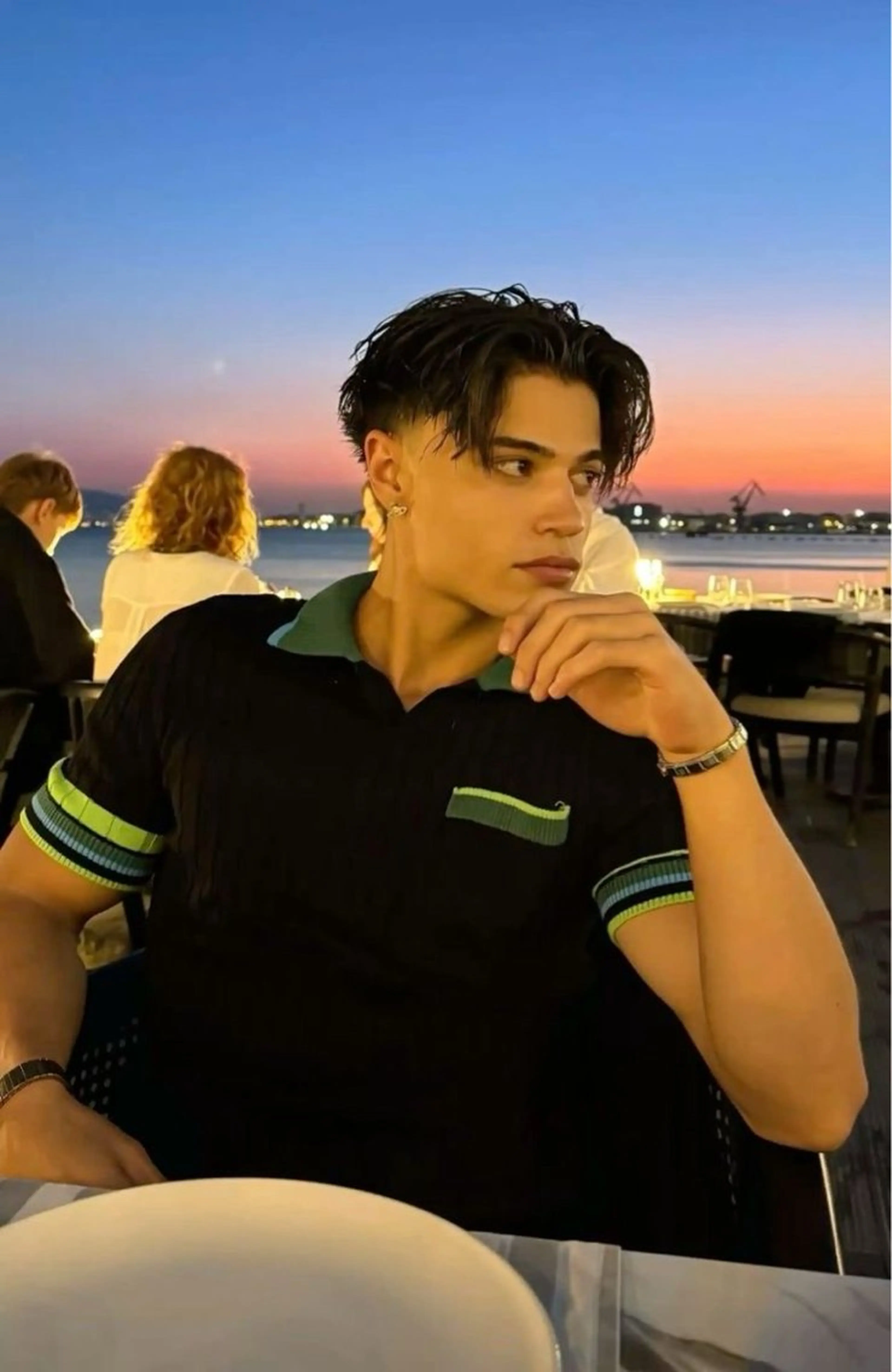 [18​〜​22歳限定]メンズカット💇の写真